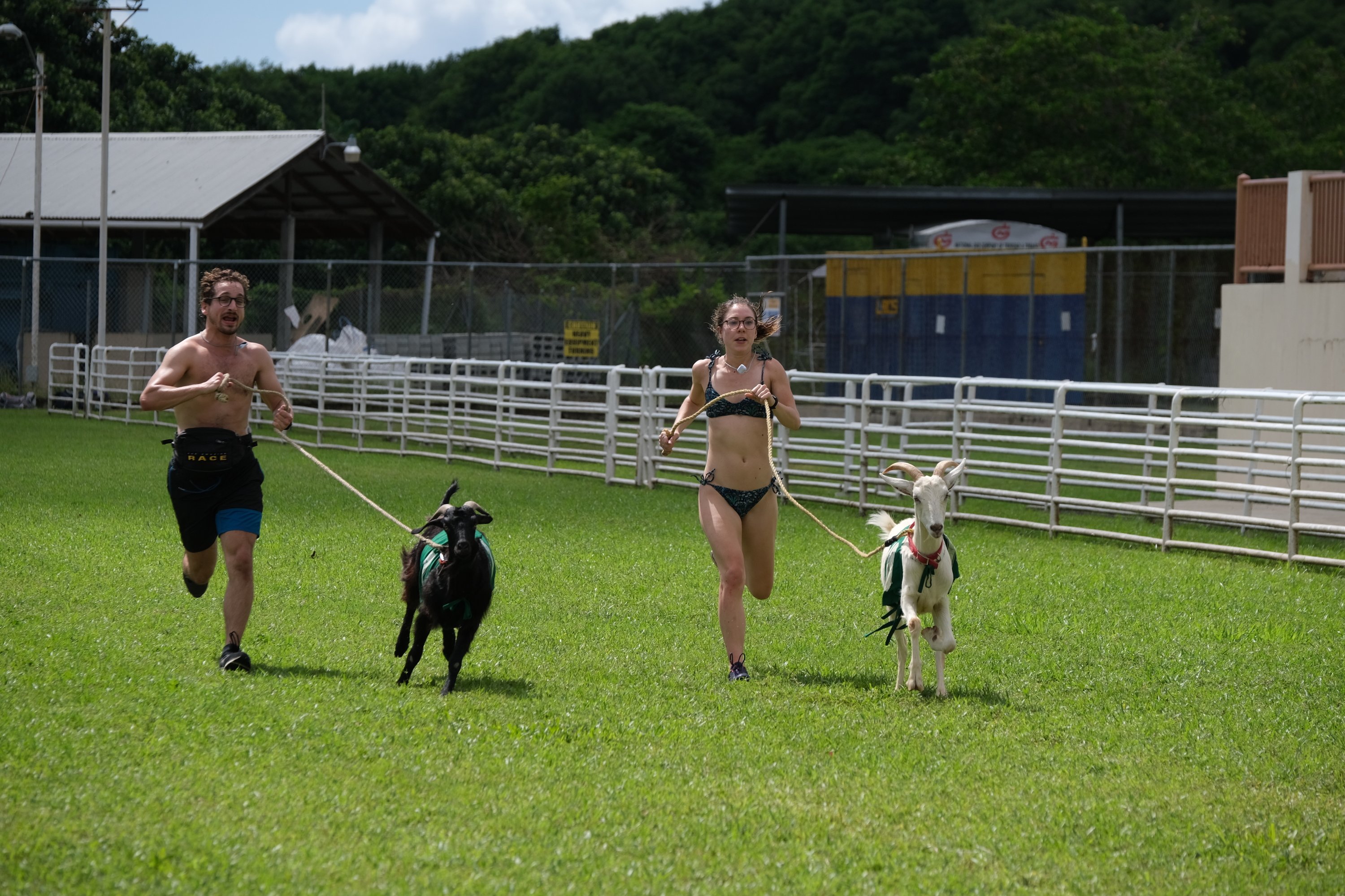 'The Amazing Race' celebrates traveling an amazing 1 million miles around the world when the 32nd Race kicks off from the legendary Hollywood Bowl in Los Angeles on the season premiere