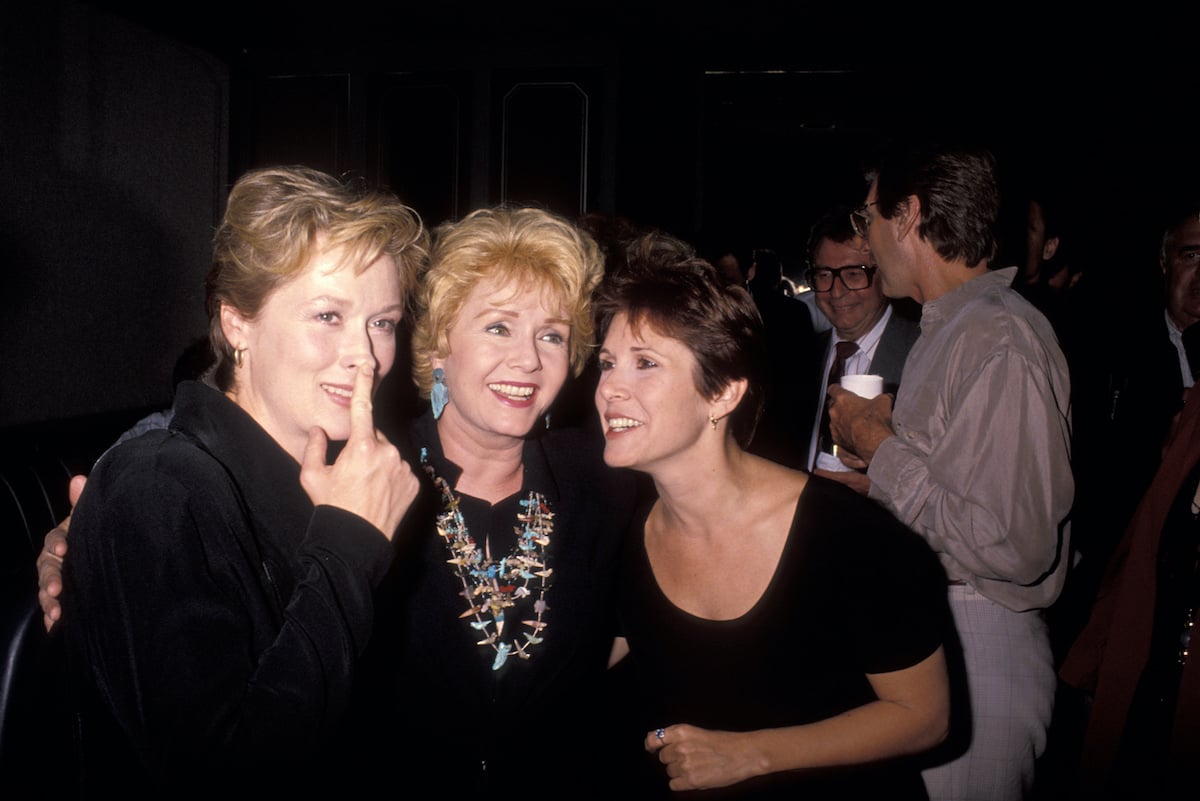 Meryl Streep, Debbie Reynolds, and Carrie Fisher at the 'Postcards From the Edge' premiere