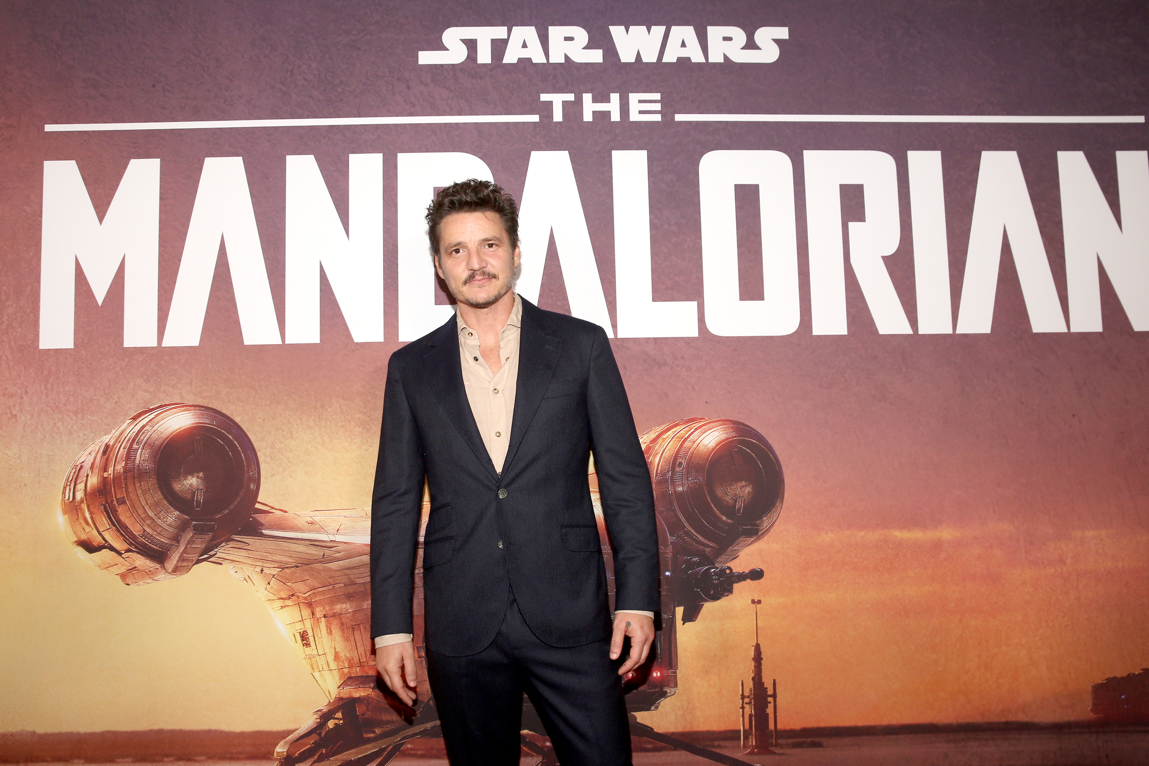 Pedro Pascal arrives at the premiere of 'The Mandalorian.'