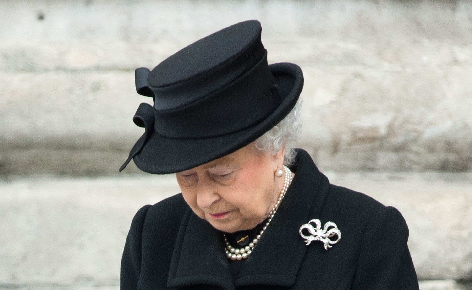 Queen Elizabeth ll