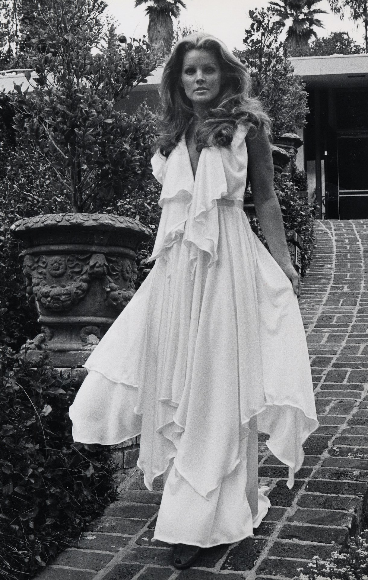 Exclusive Photo Shoot of Priscilla Presley at her Beverly Hills Home - April 9, 1975