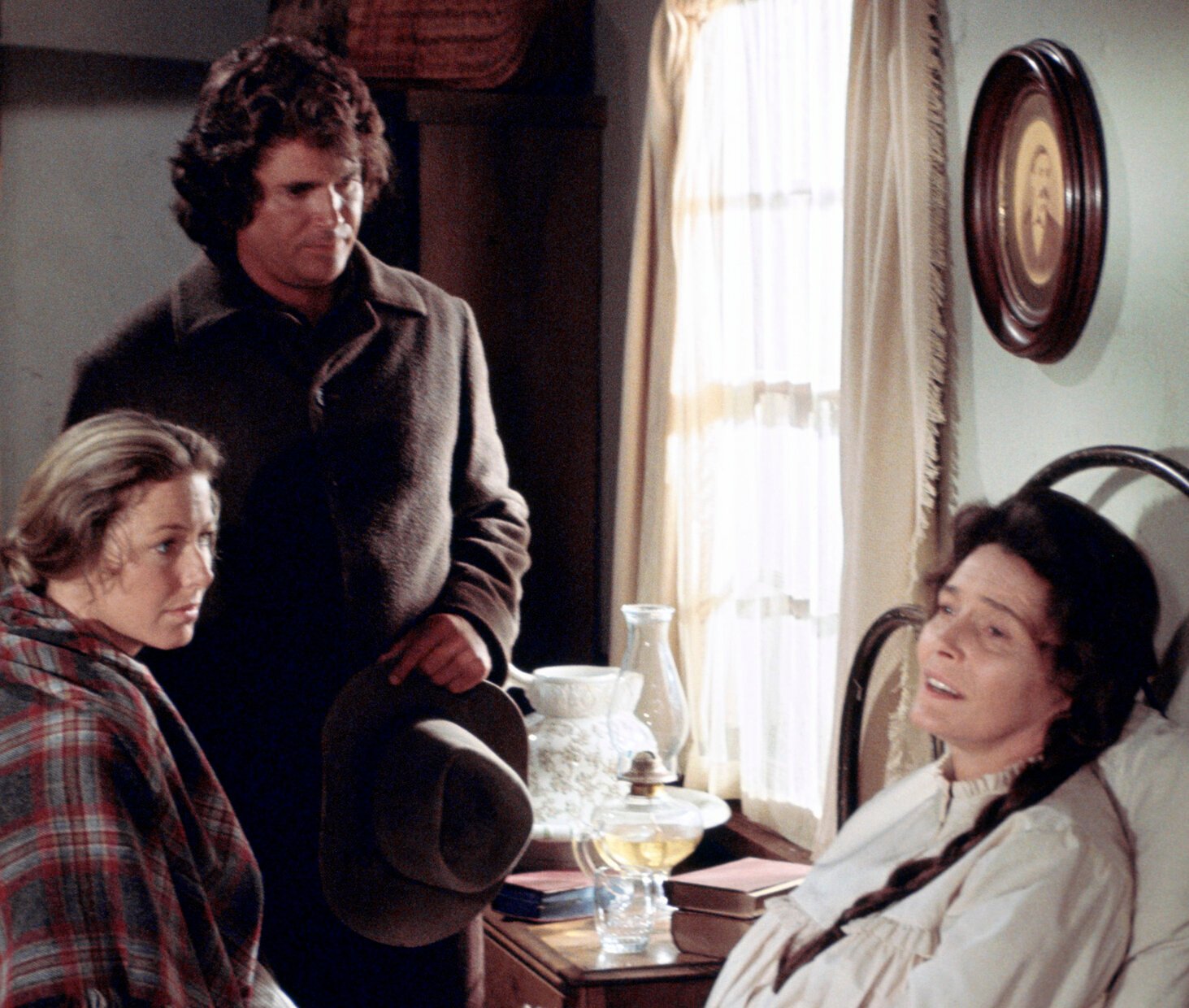 Patricia Karen Grassle as Caroline Quiner Holbrook Ingalls, Michael Landon as Charles Philip Ingalls, Neal as Julia Sanderson on 'Little House on the Prairie'