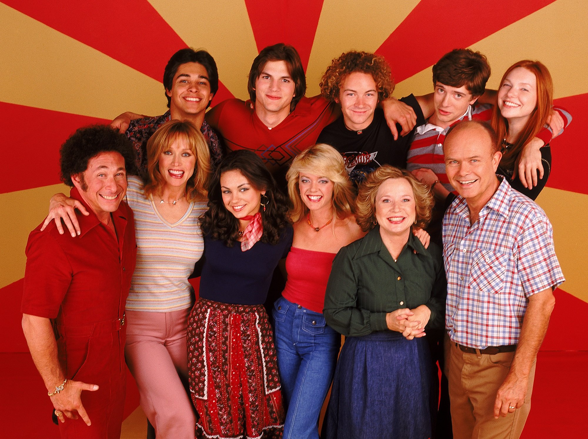 'That '70s Show' top row L-R: Wilmer Valderrama, Ashton Kutcher, Danny Masterson, Topher Grace, Laura Prepon. Center L-R: Don Stark, Tanya Roberts, Mila Kunis, Lisa Robin Kelly, Debra Jo Rupp, Kurtwood Smith.
