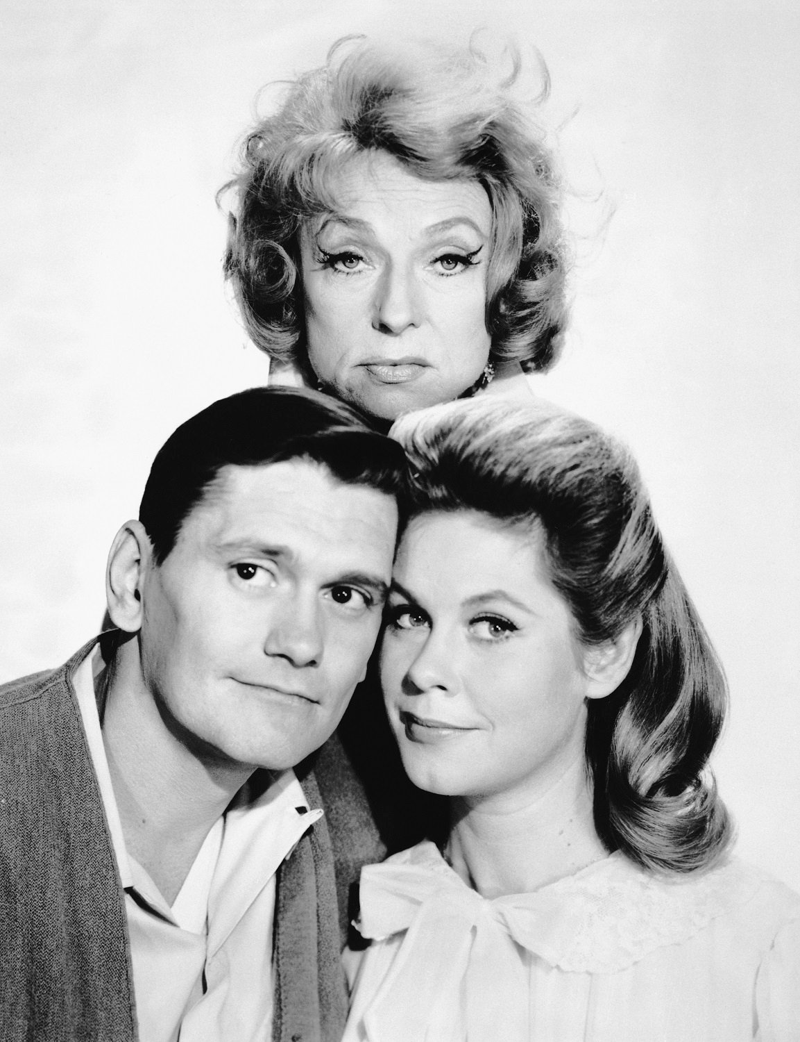 Bewitched There Was a Real-Life Affair on the Set of the Show pic