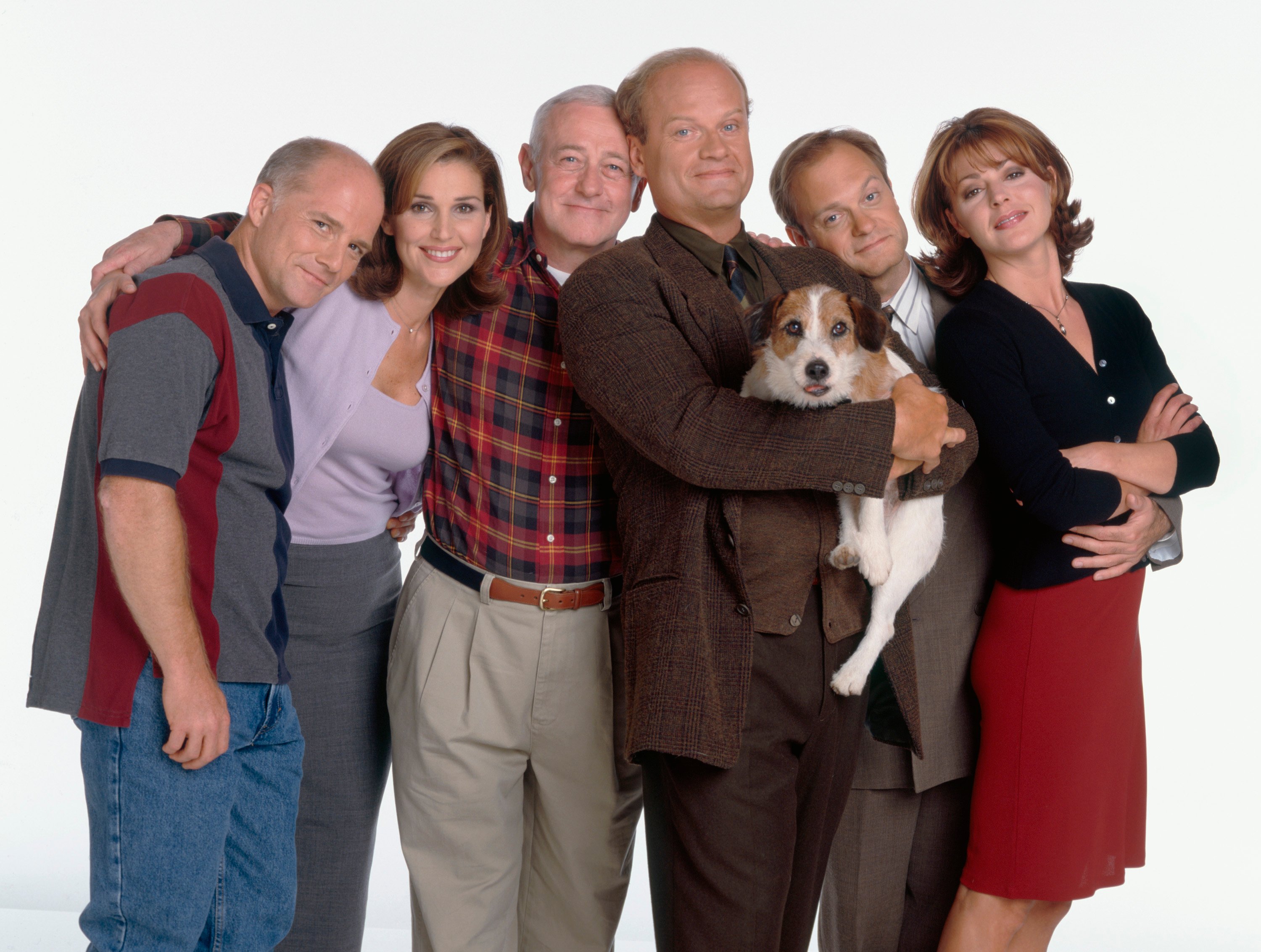 Cast of 'Frasier': (l-r) Dan Butler, Peri Gilpin, John Mahoney, Kelsey Grammer, Moose as Eddie, David Hyde Pierce, and Jane Leeves