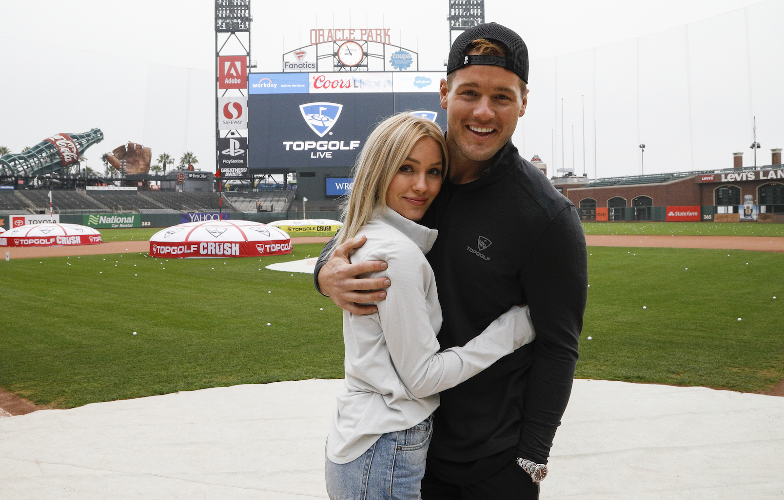 Cassie Randolph (L) and Colton Underwood from 'The Bachelor'