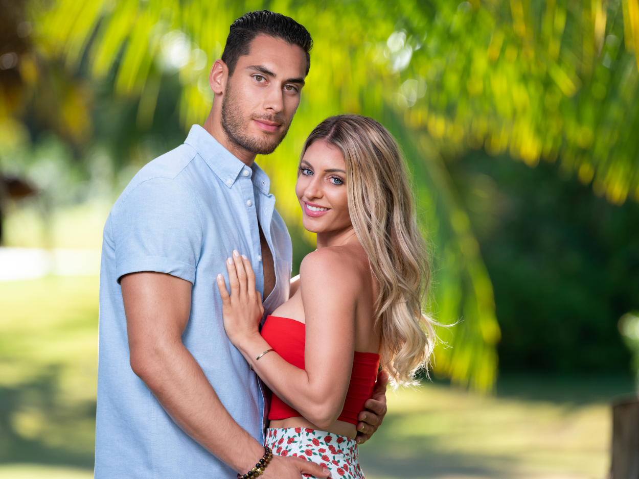 'Temptation Island' -- Season:2 -- Pictured: (l-r) David Benavidez, Kate Griffith