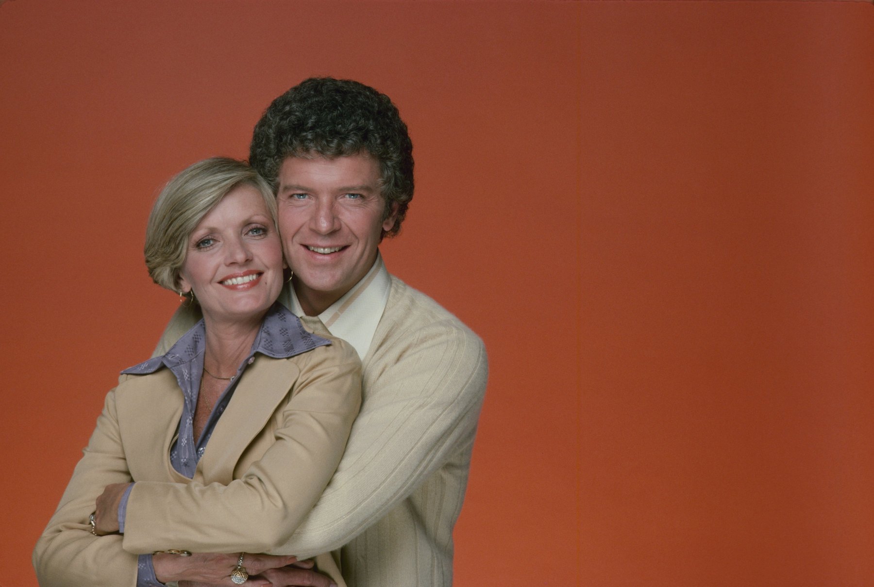 Florence Henderson and Robert Reed in 'The Brady Bunch' 