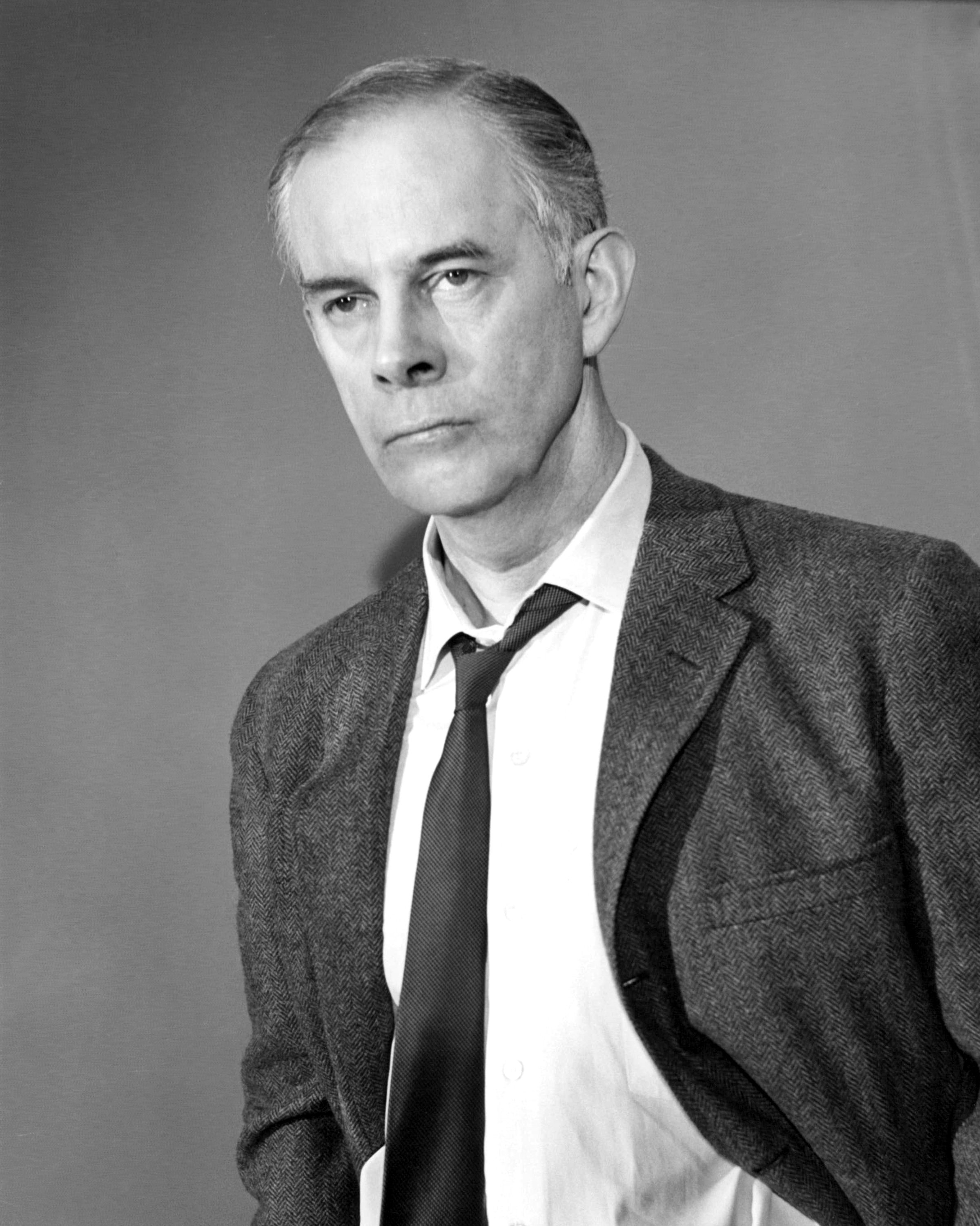 Harry Morgan as Officer Bill Gannon on the 'Dragnet' TV show