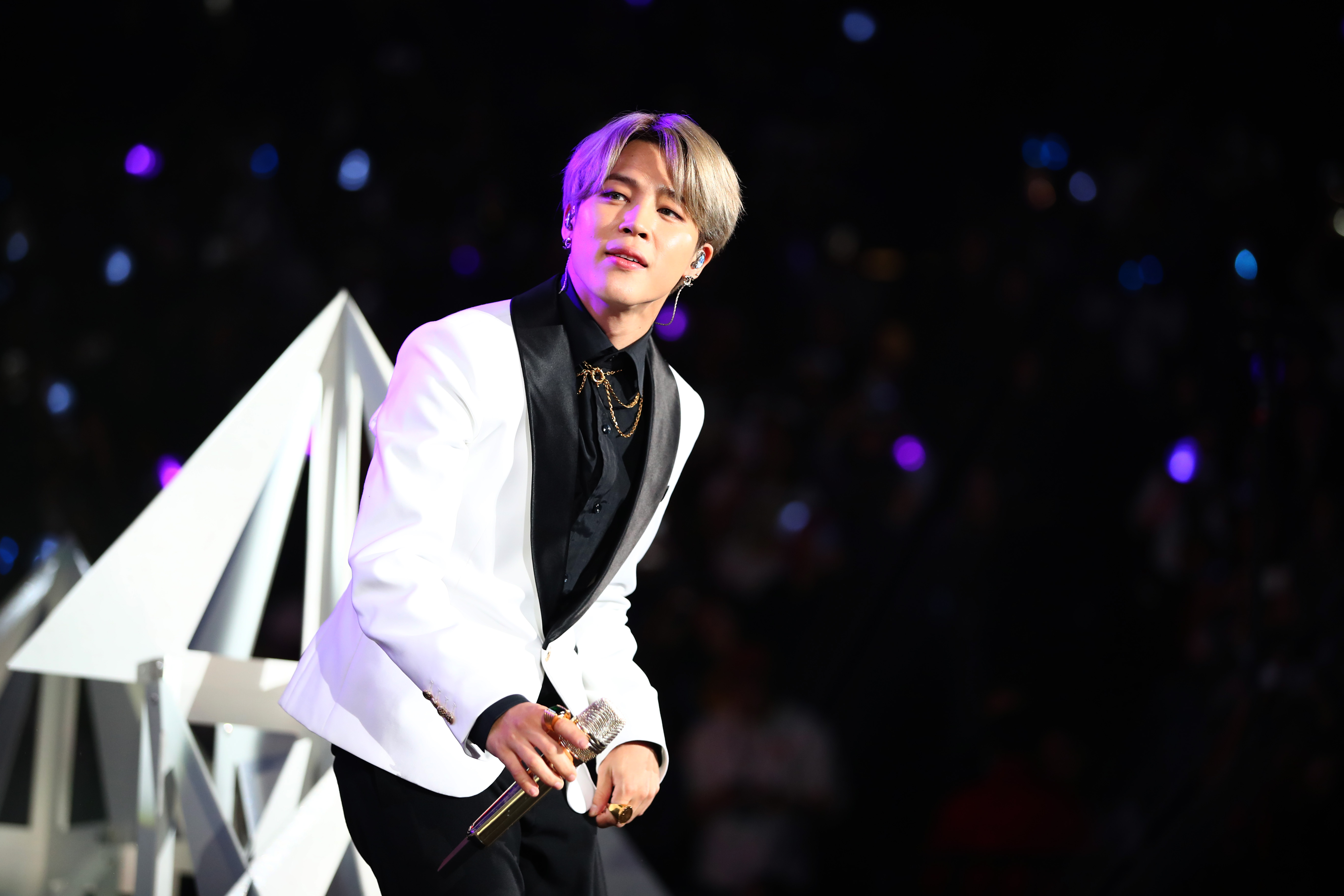 Jimin of BTS performs onstage during 102.7 KIIS FM's Jingle Ball 2019 