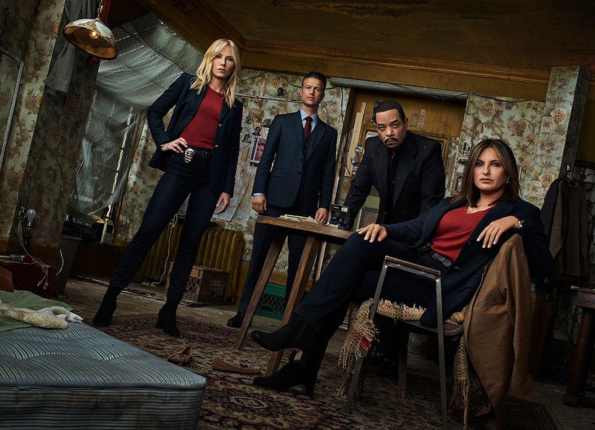 Kelli Giddish, Peter Scanavino, Ice-T, and Mariska Hargitay in 'Law & Order: SVU'