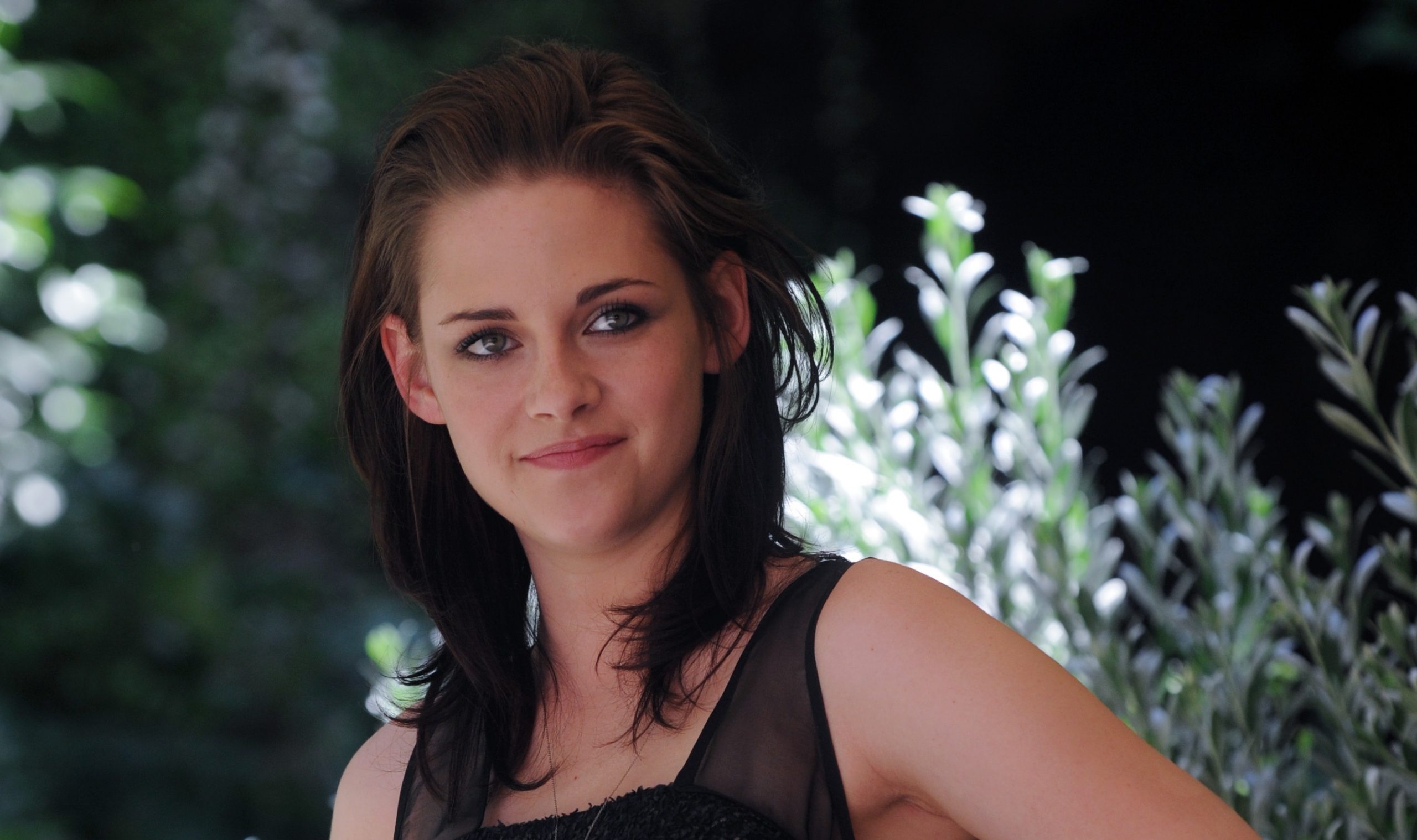 Kristen Stewart Has Thoughts on the “Twilight” Renaissance