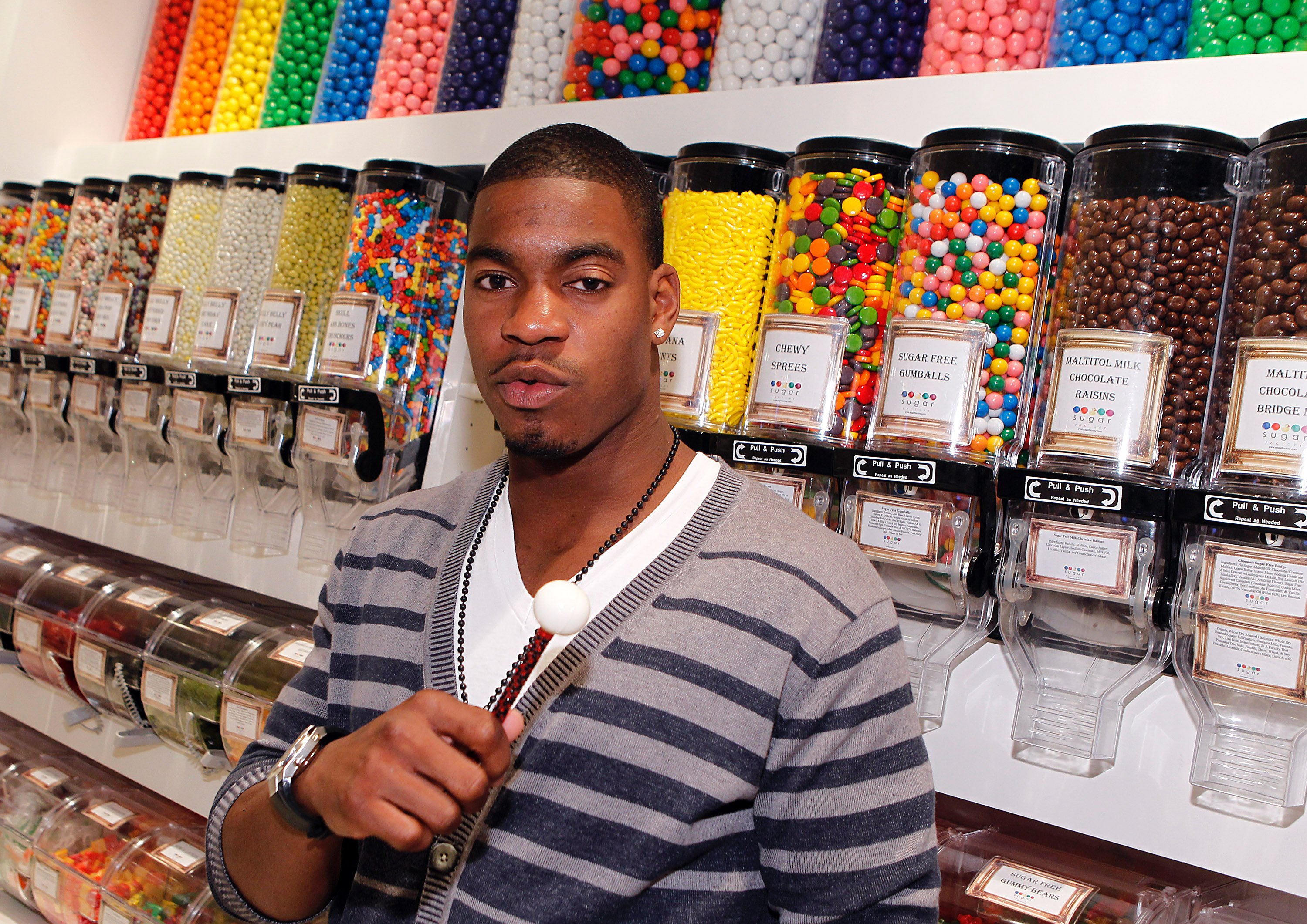 Cast member of The Real World: Las Vegas, Leroy Garrett, shops at Sugar Factory American Brasserie