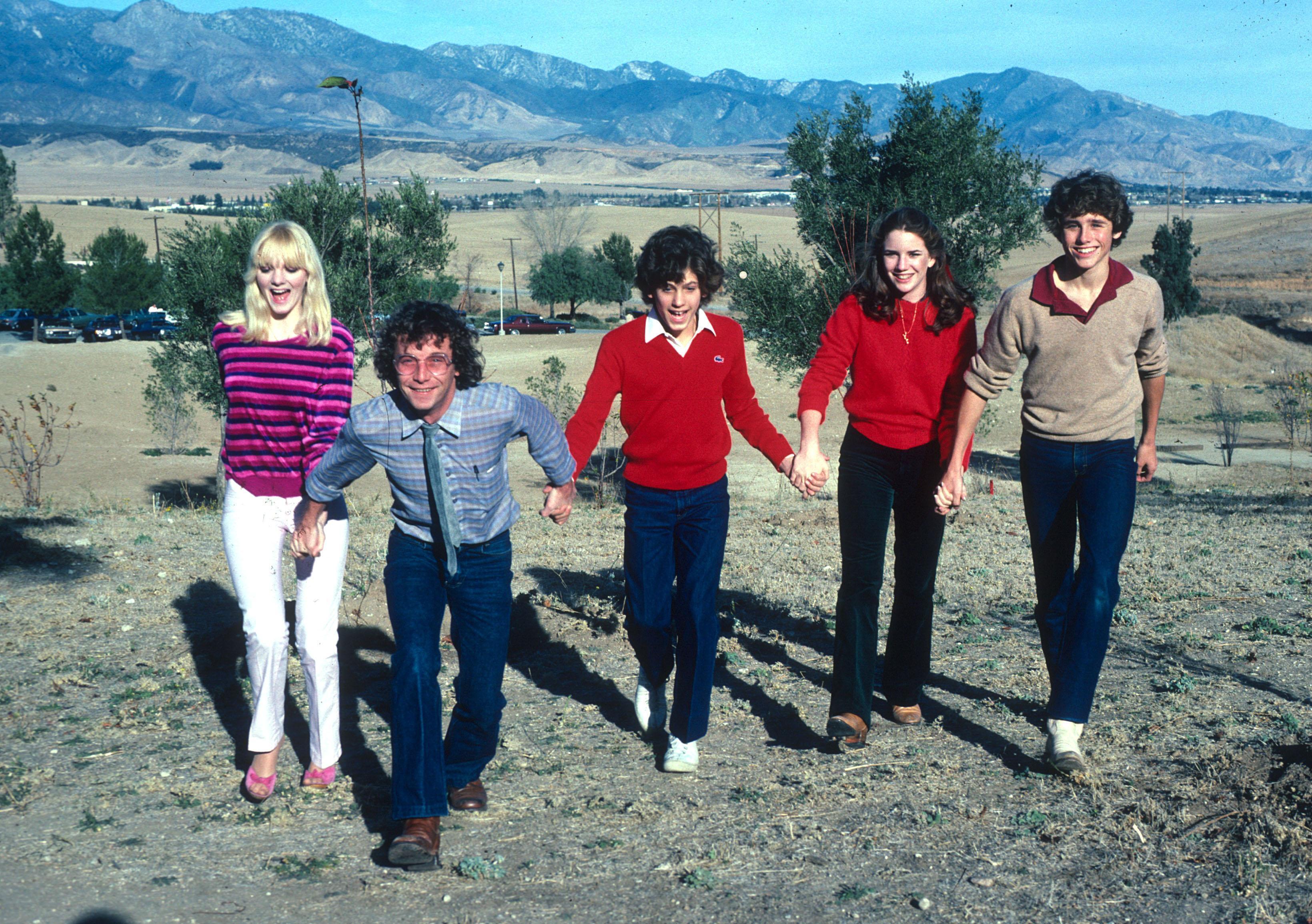 16 year old Melissa Gilbert and Jonathan Gilbert with the young cast from Little House on the Prairie