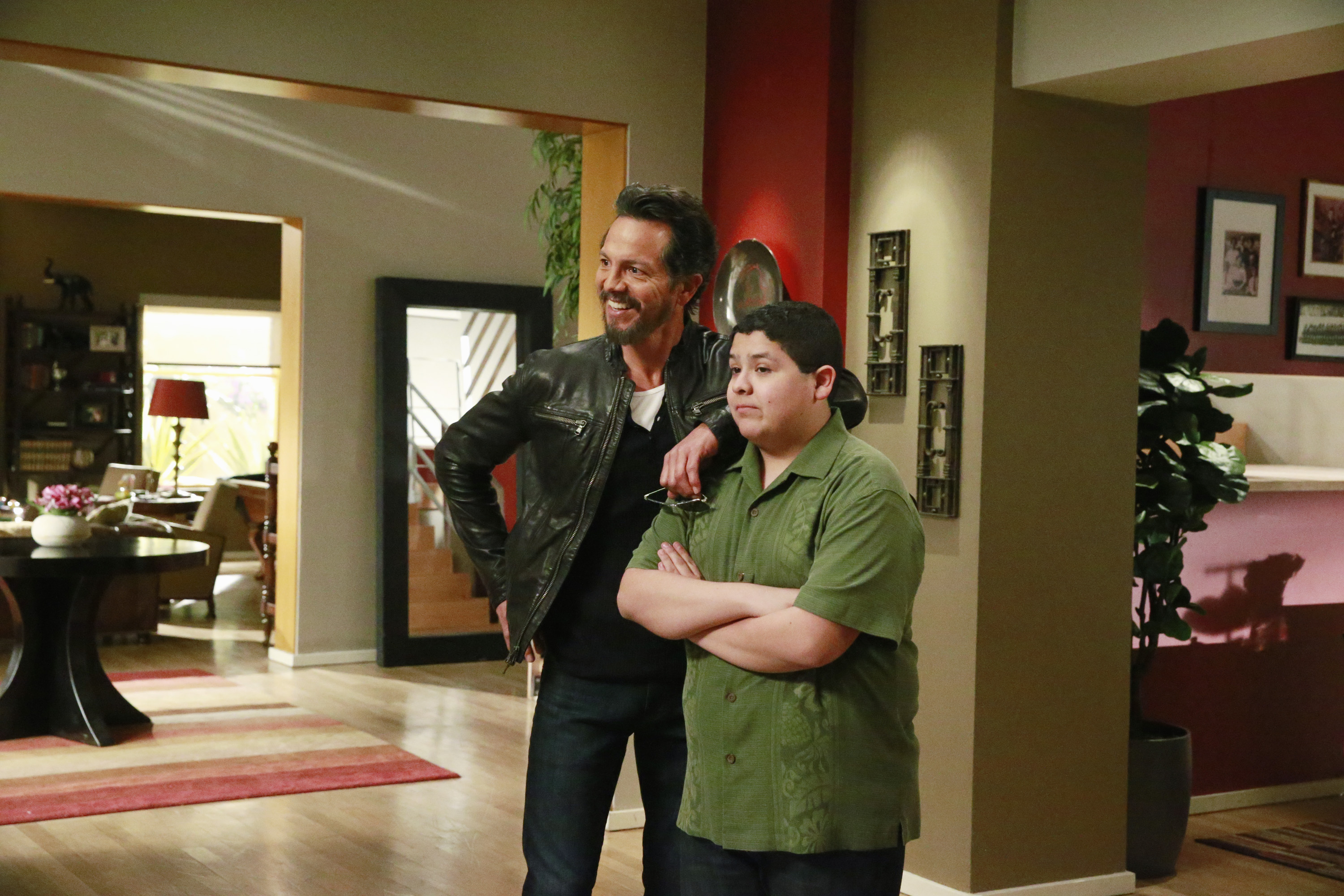 ABC's 'Modern Family' Episode Titled 'Crying Out Loud'