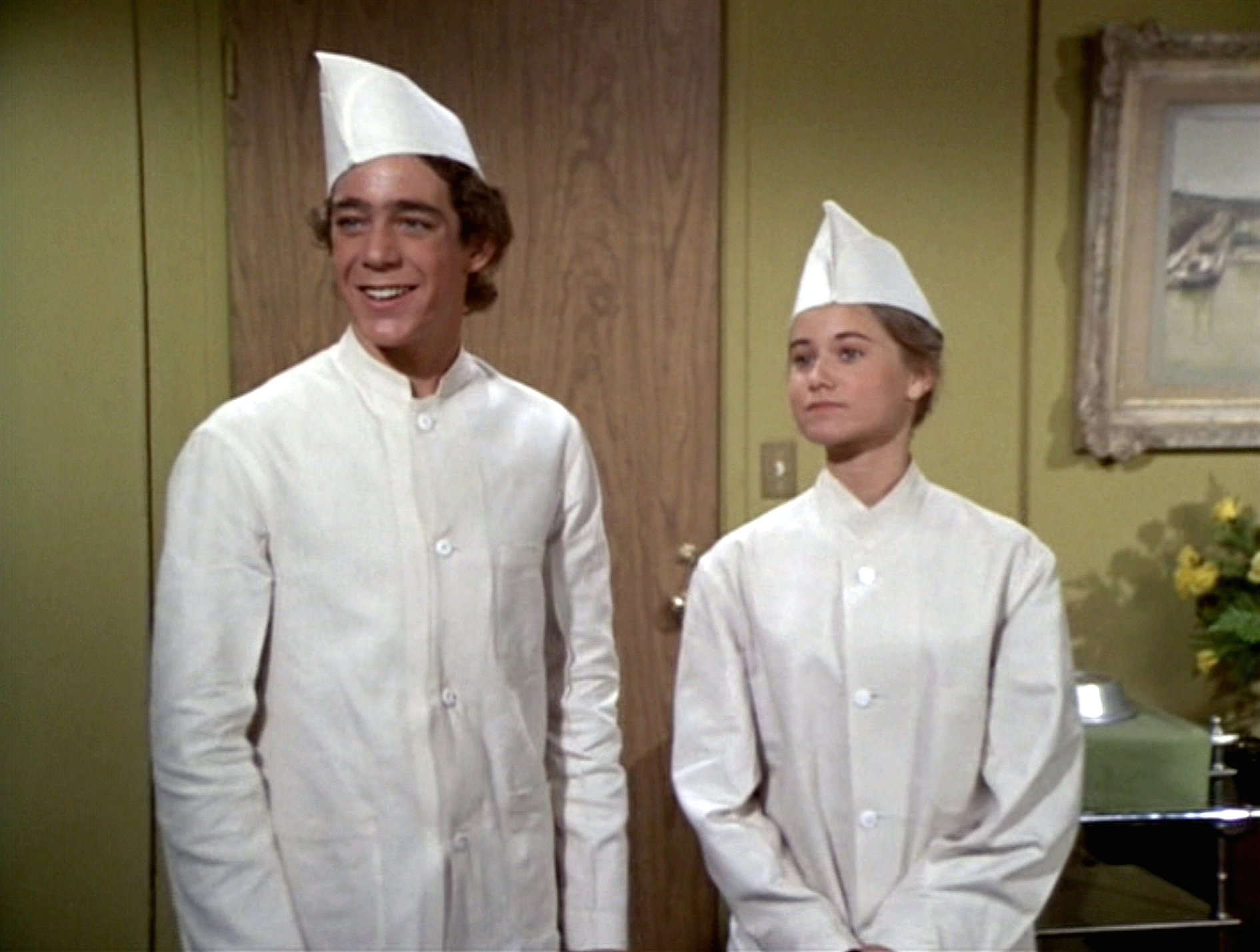 Barry Williams as Greg Brady and Maureen McCormick as Marcia Brady in 'The Brady Brunch' 