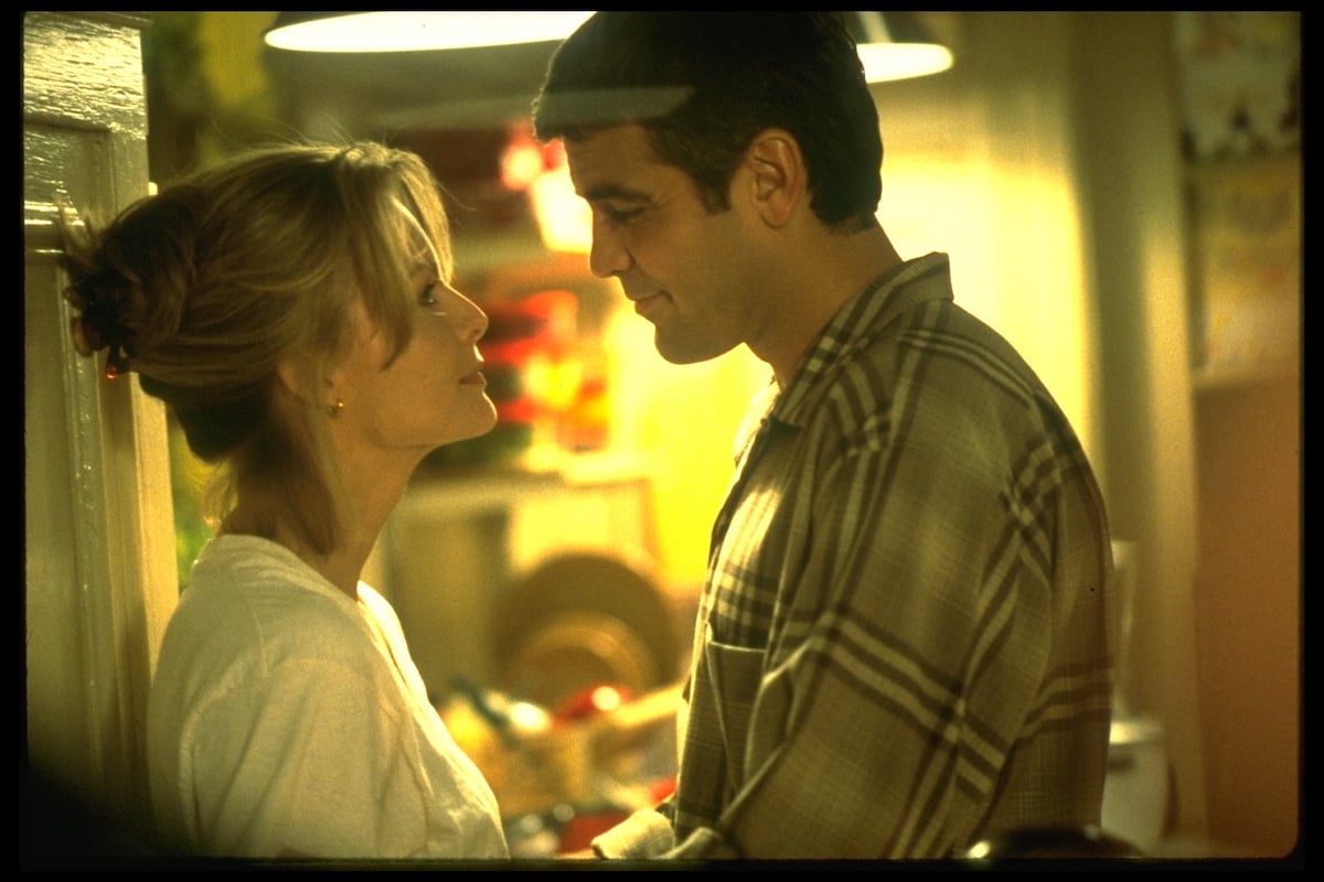 Michelle Pfeiffer and George Clooney in 'One Fine Day'