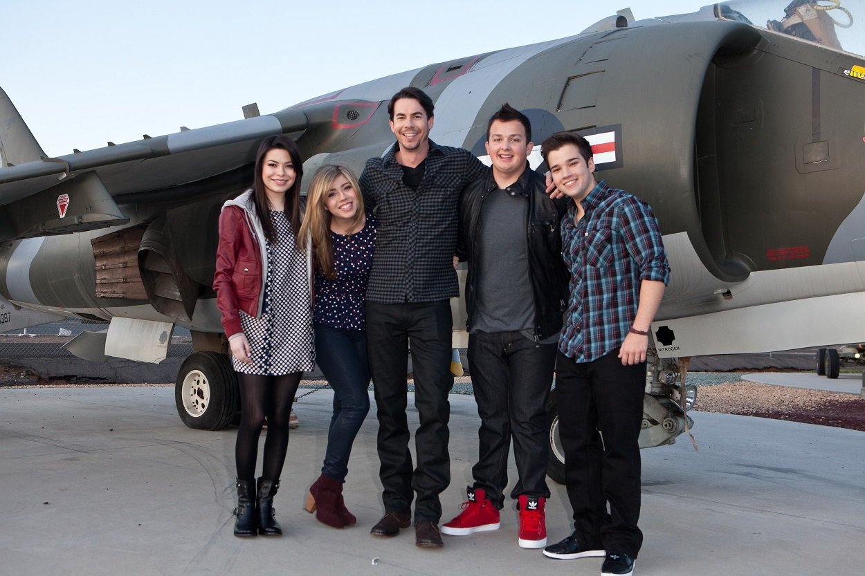 iCarly reboot Miranda Cosgrove, Jennette McCurdy, Jerry Trainor, Noah Munck, and Nathan Kress