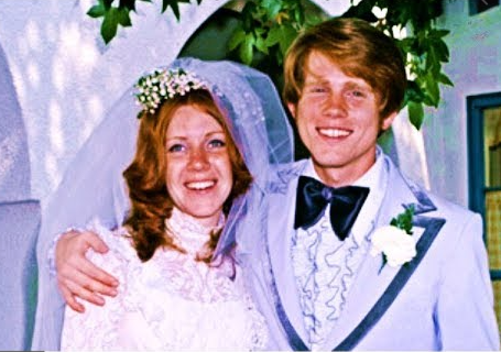 Cheryl and Ron Howard on their 1975 wedding day