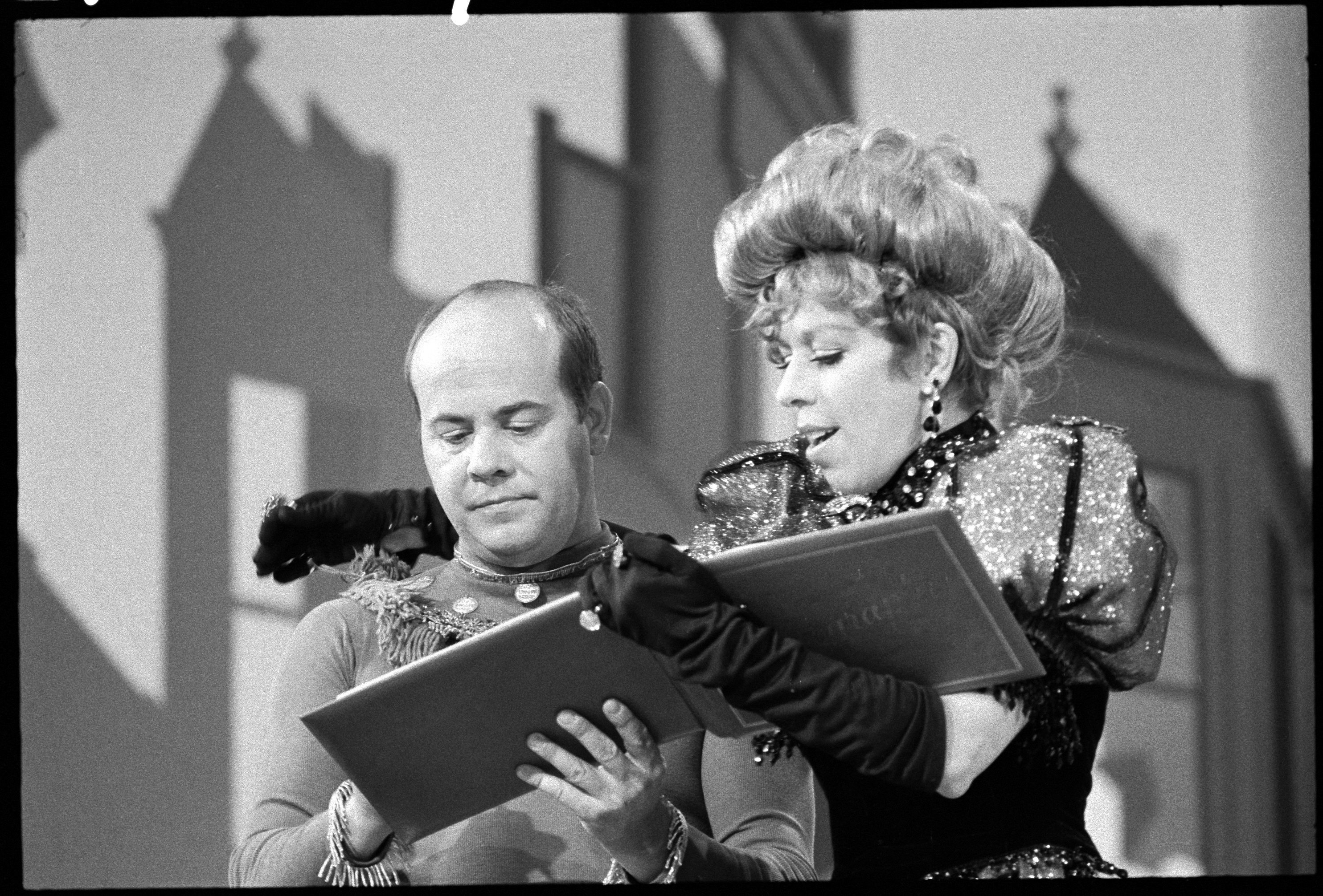 Tim Conway and Carol Burnett of 'The Carol Burnett Show' 