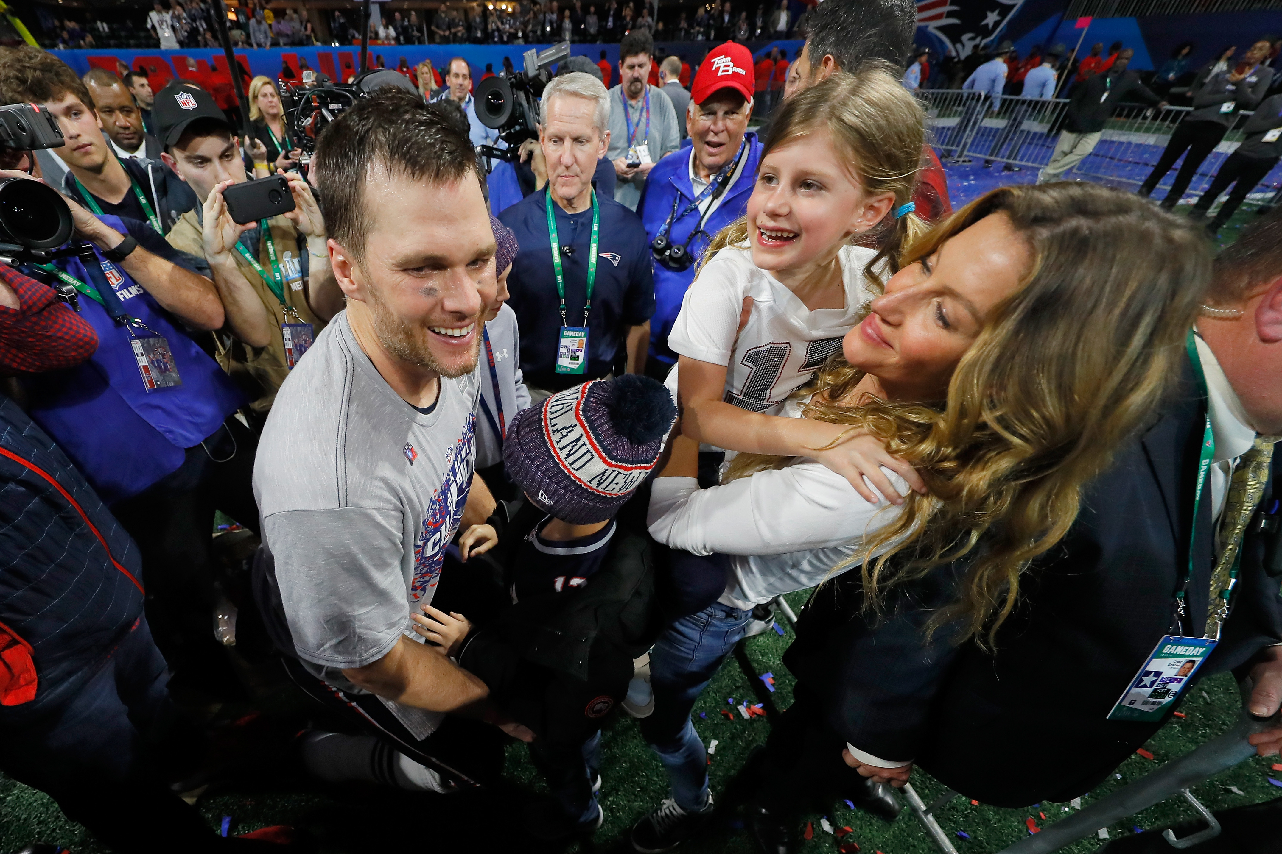 Tom Brady celebrates with wife Gisele Bundchen and children