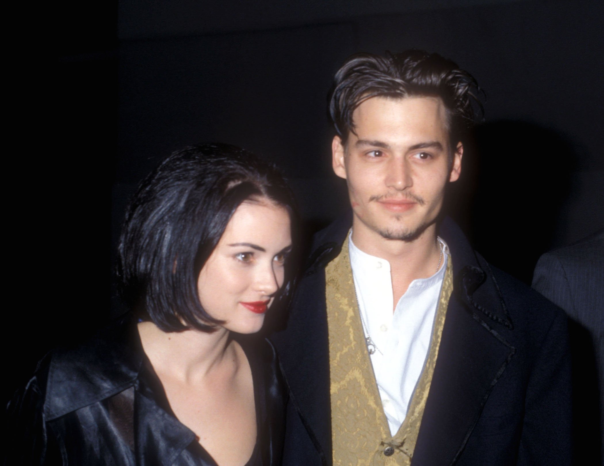 Winona Ryder and Johnny Depp during the 'Edward Scissorhands' Premiere