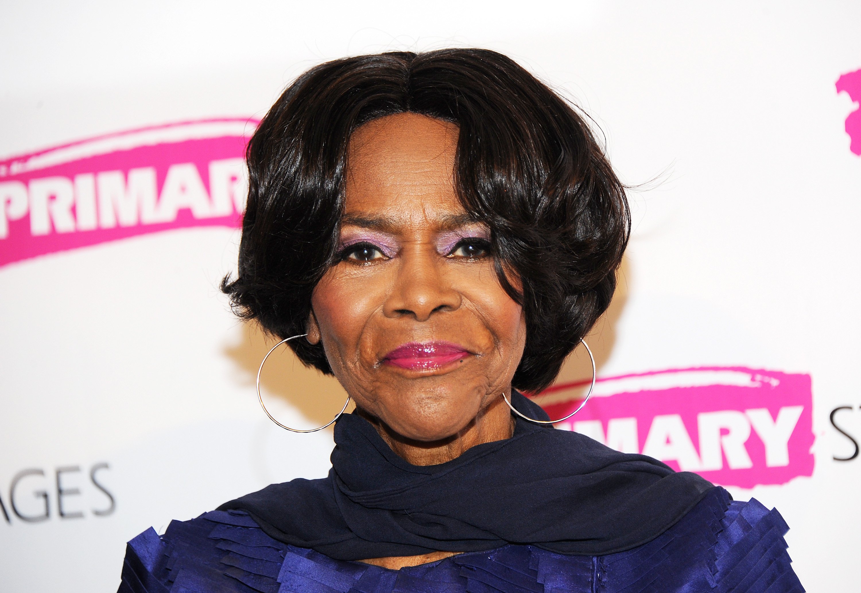 Cicely Tyson wearing hoop earring