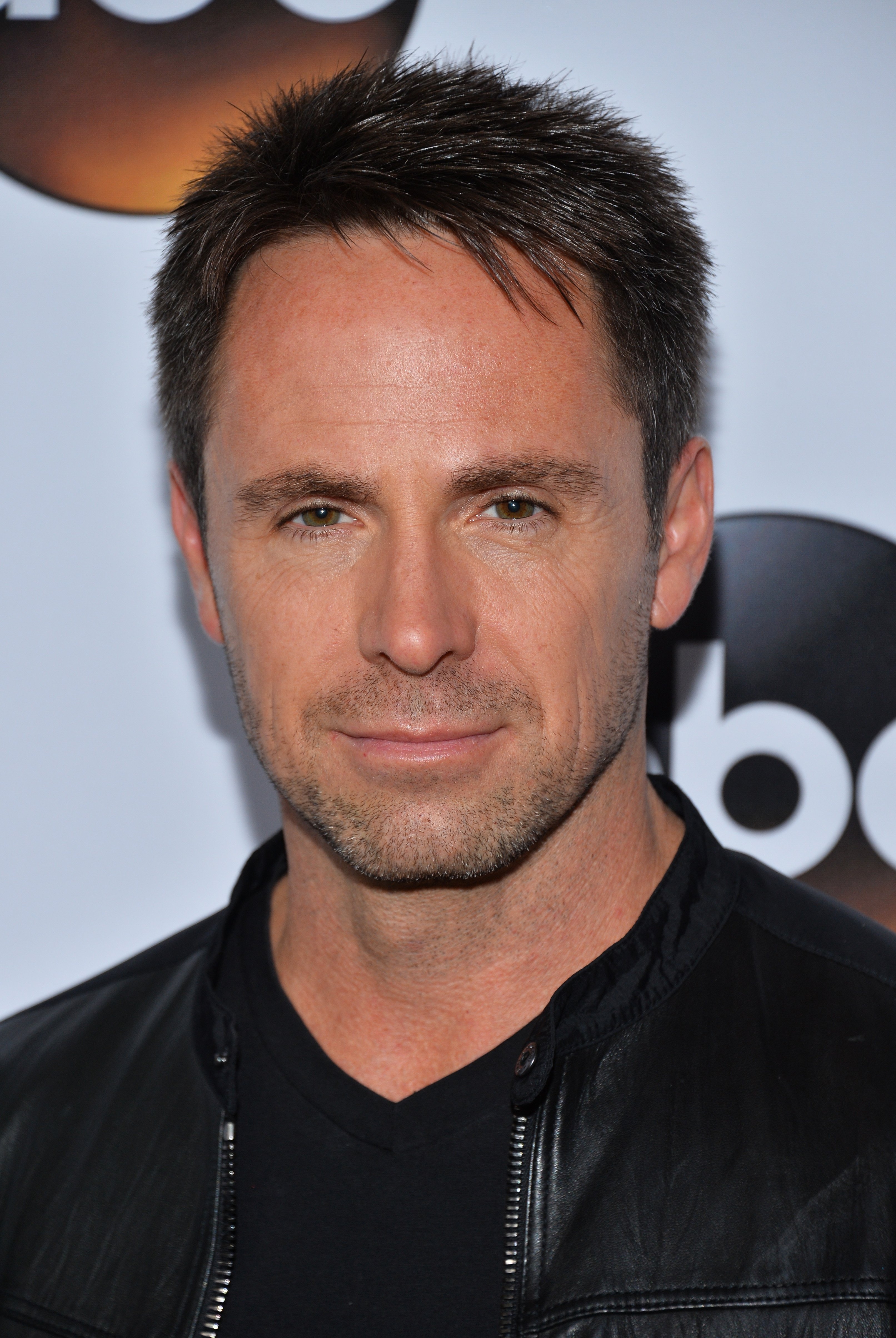 William deVry