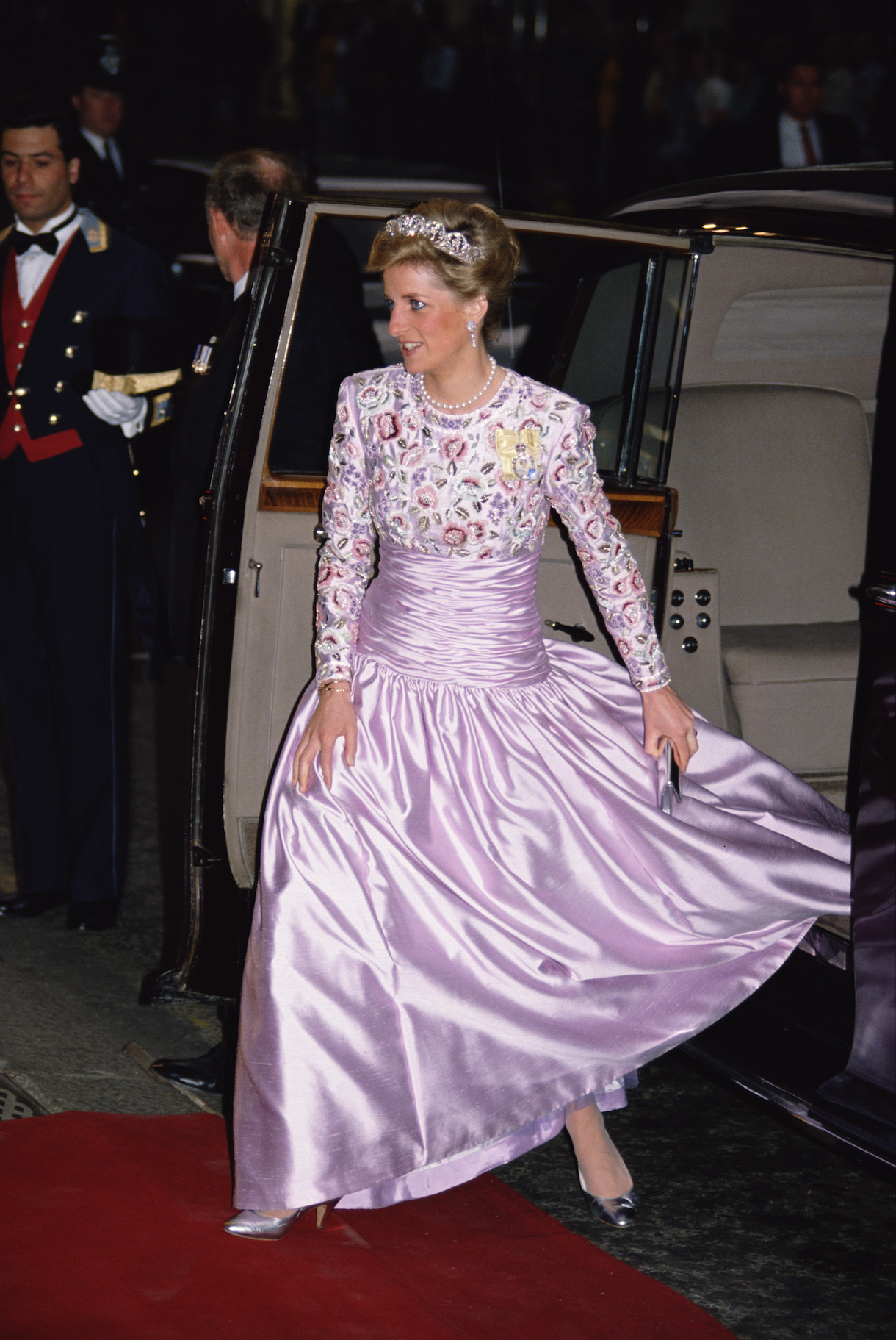 Prince Charles Was Furious With Princess Diana for Fainting in Public ...