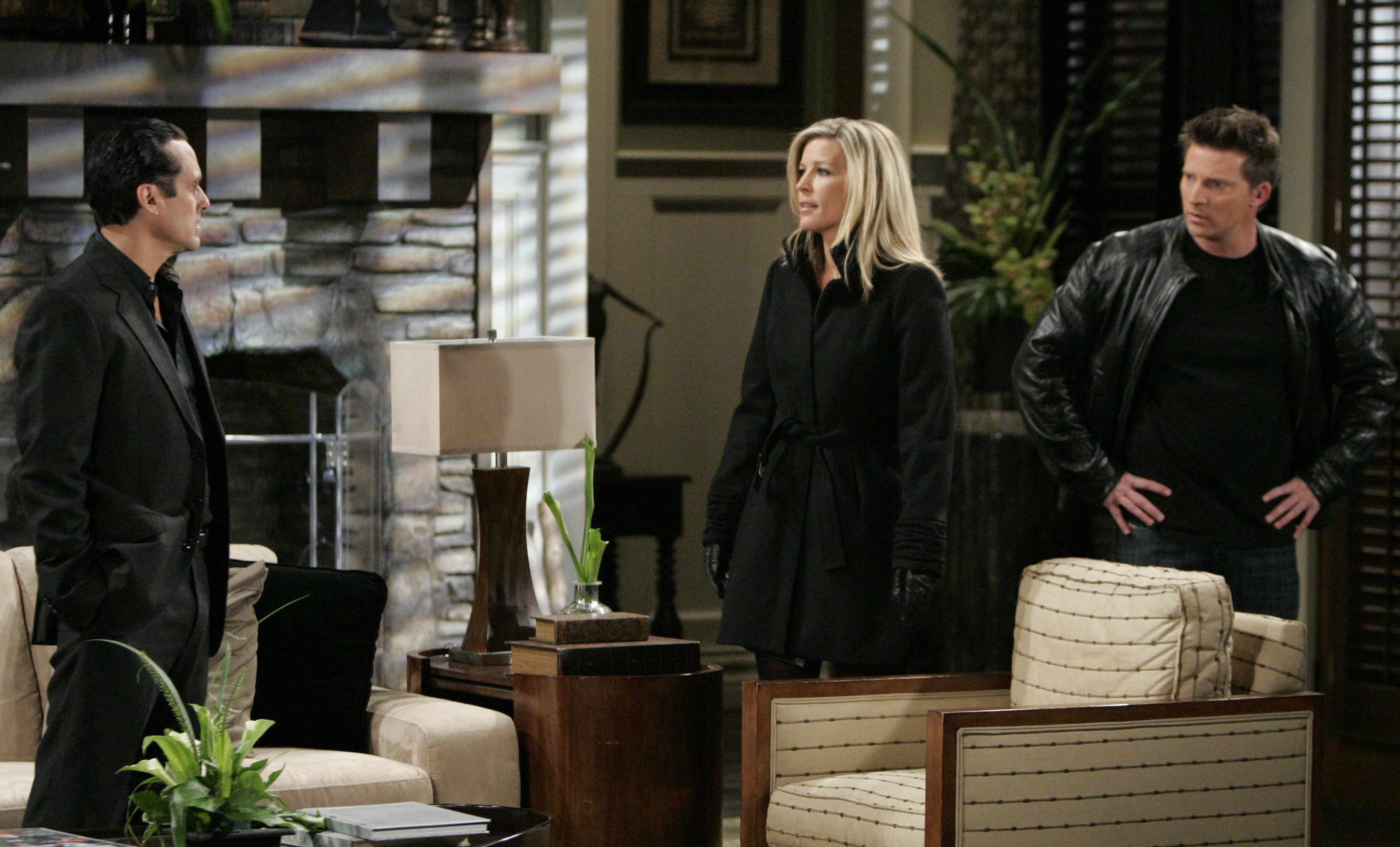 Maurice Benard (Sonny), Laura Wright (Carly) and Steve Burton (Jason) on 'General Hospital' in 2009