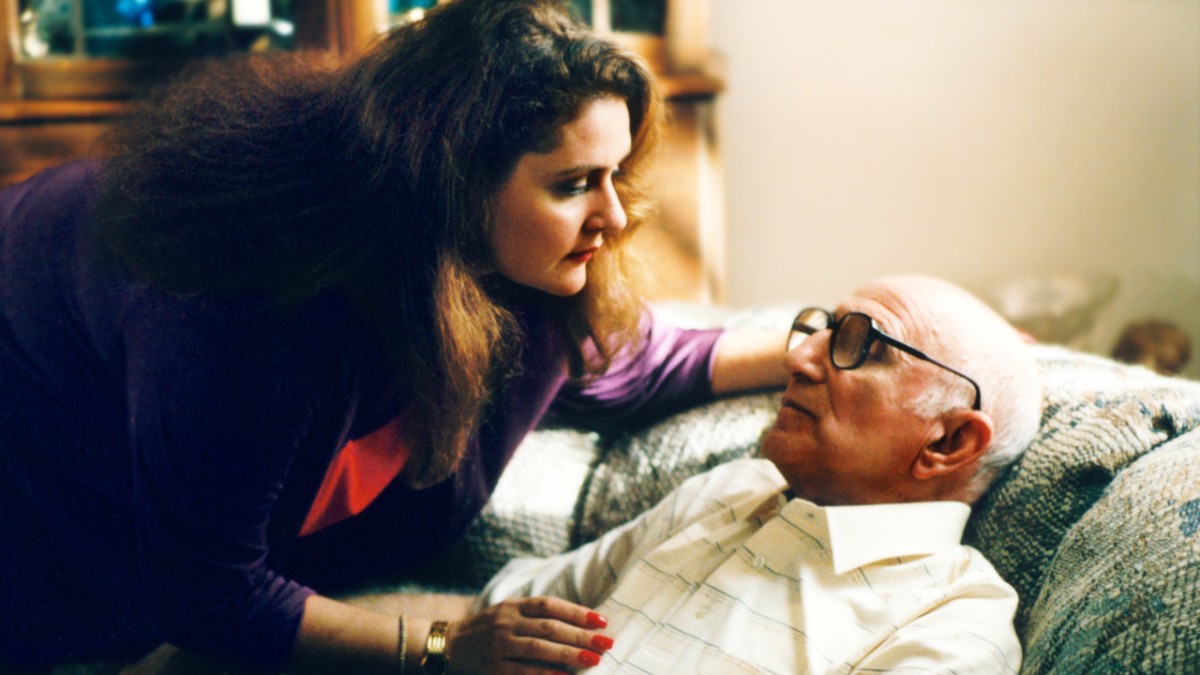 Aida Turturro and Dominic Chianese on 'The Sopranos'