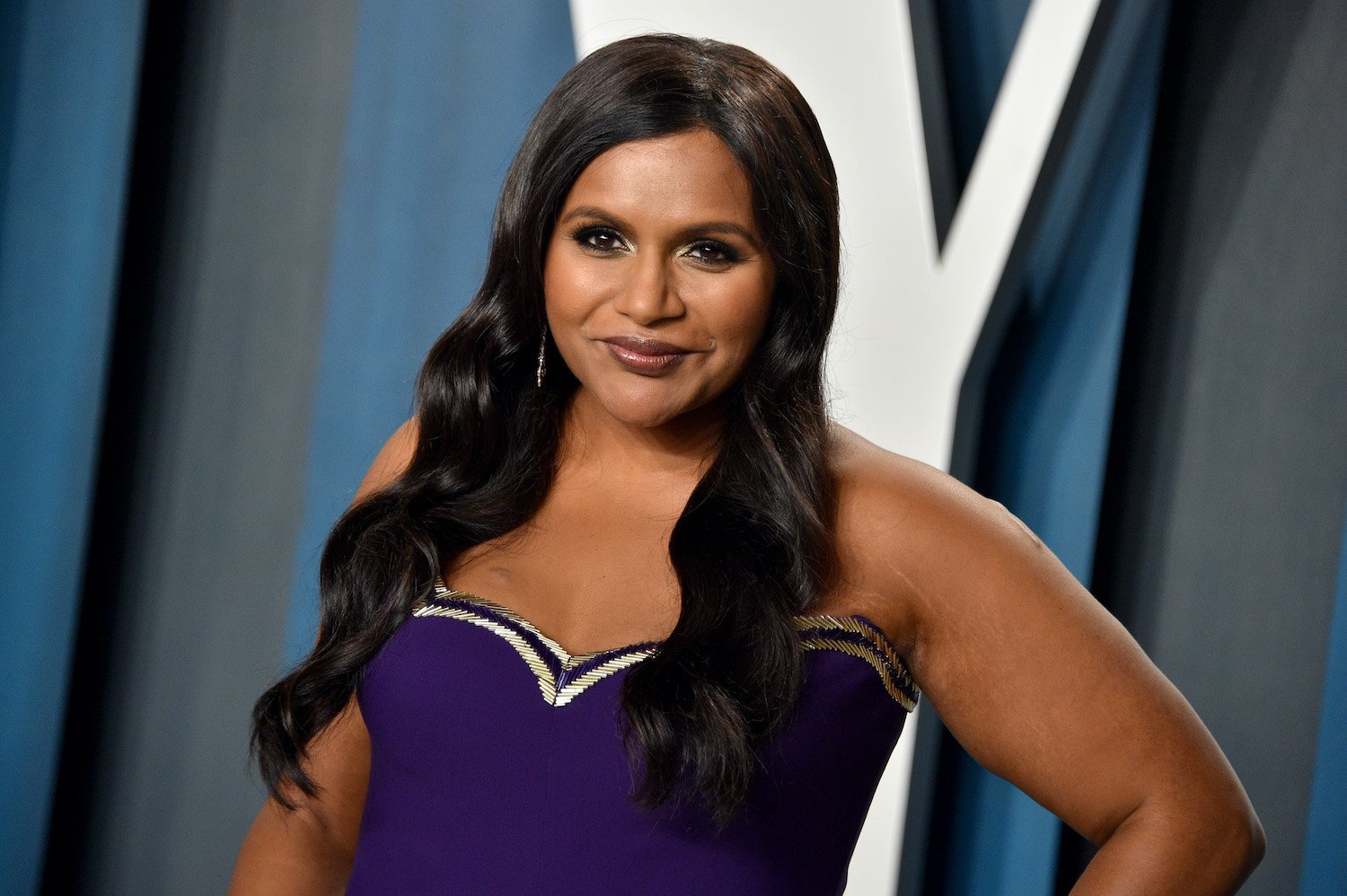Mindy Kaling attends the 2020 Vanity Fair Oscar Party
