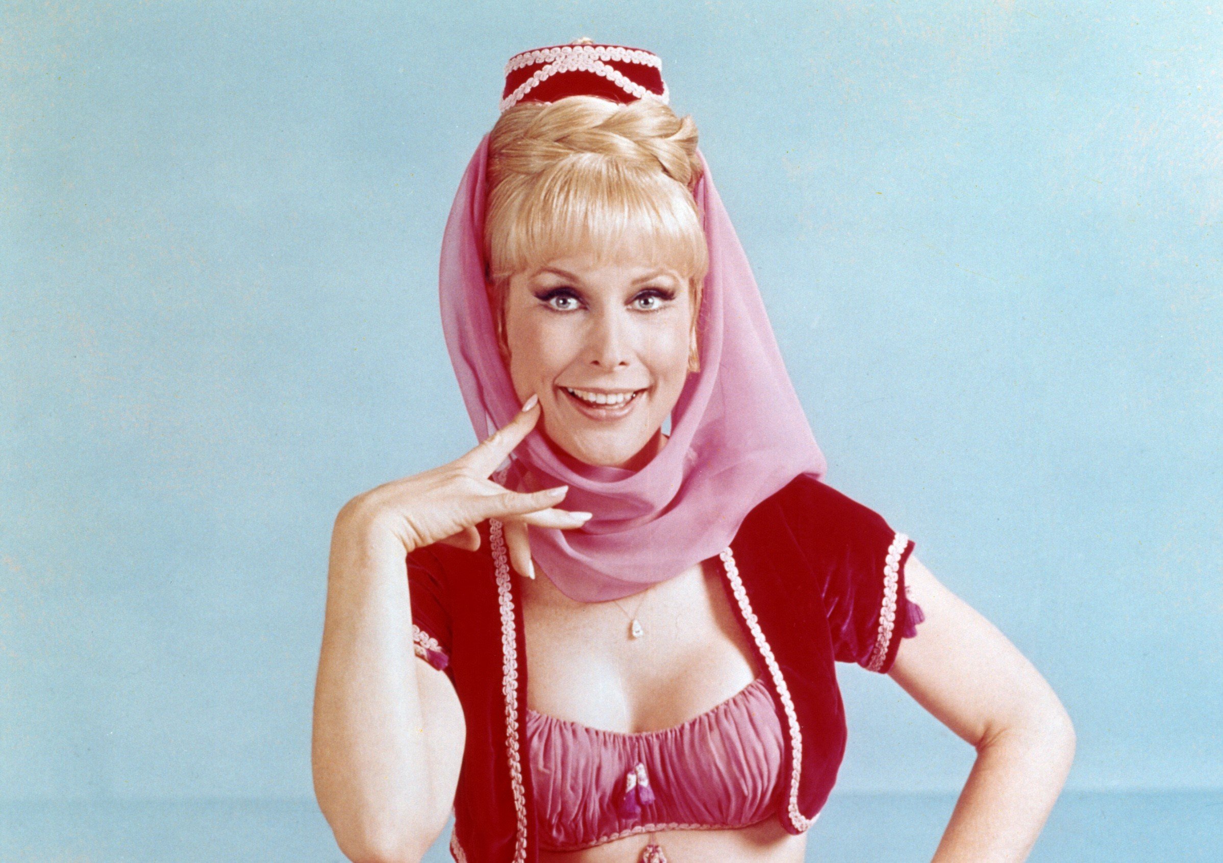‘I Dream of Jeannie’: How Barbara Eden Hid Her Growing Belly When She Was Pregnant
