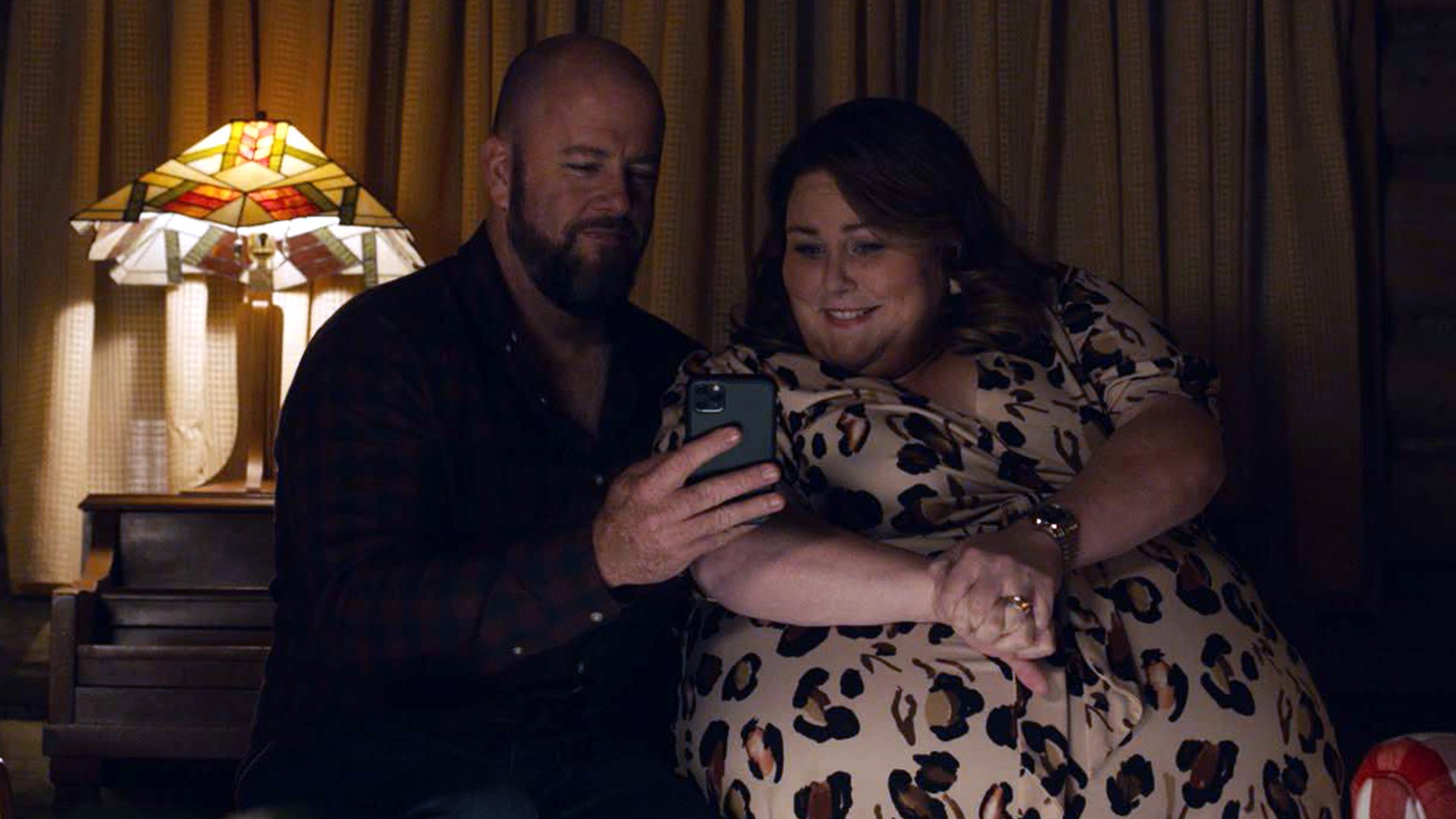 Chris Sullivan as Toby, Chrissy Metz as Kate on 'This Is Us' Season 5