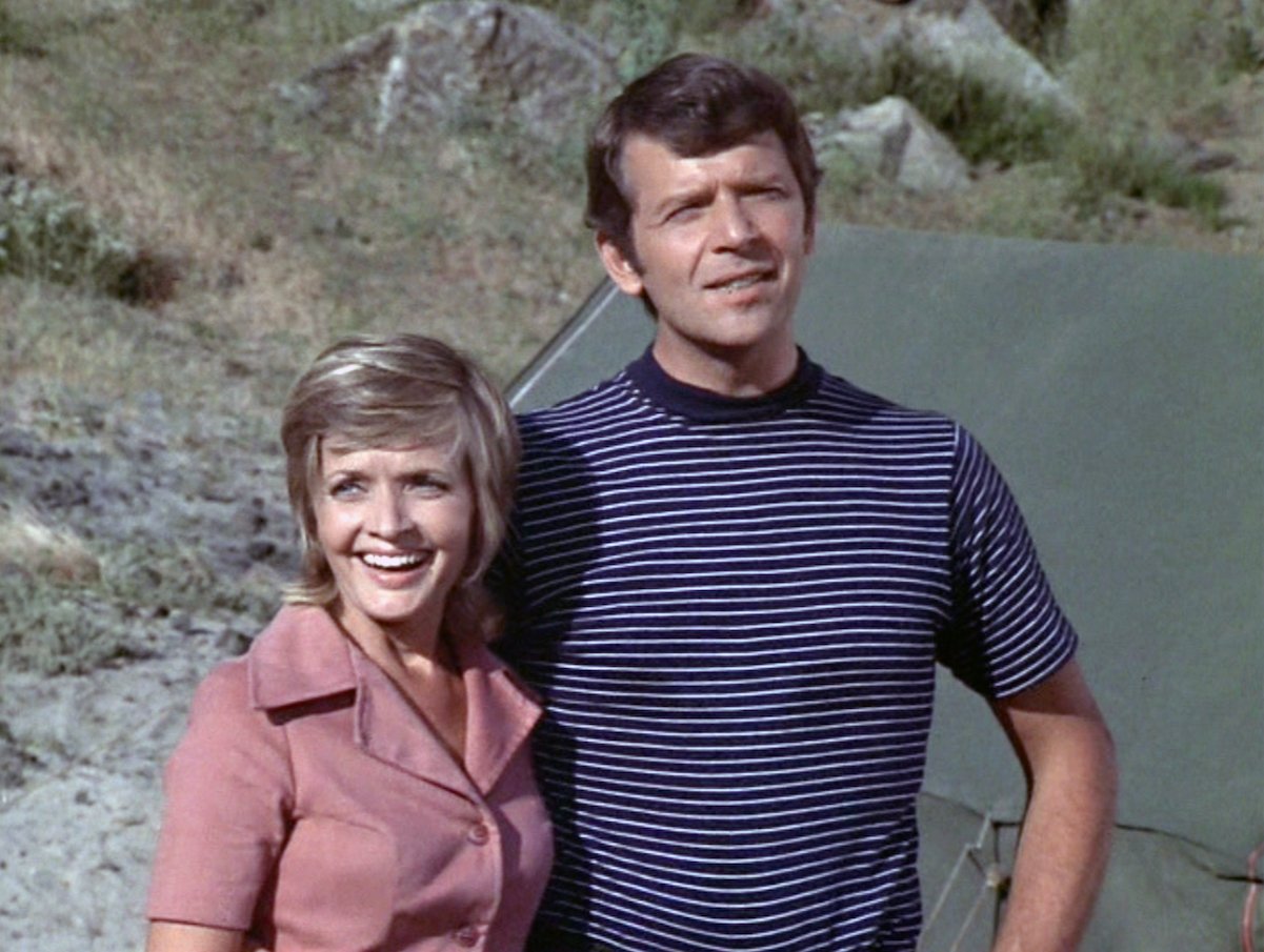 'The Brady Bunch' stars Florence Henderson and Robert Reed on set
