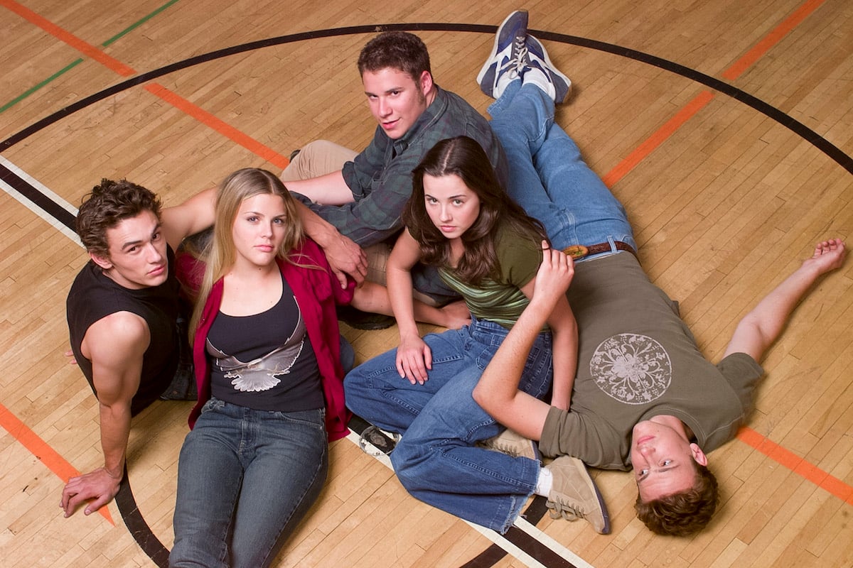 James Franco as Daniel Desario, Busy Philipps as Kim Kelly, Seth Rogen as Ken Miller, Linda Cardellini as Lindsay Weir, Jason Segel as Nick Andopolis