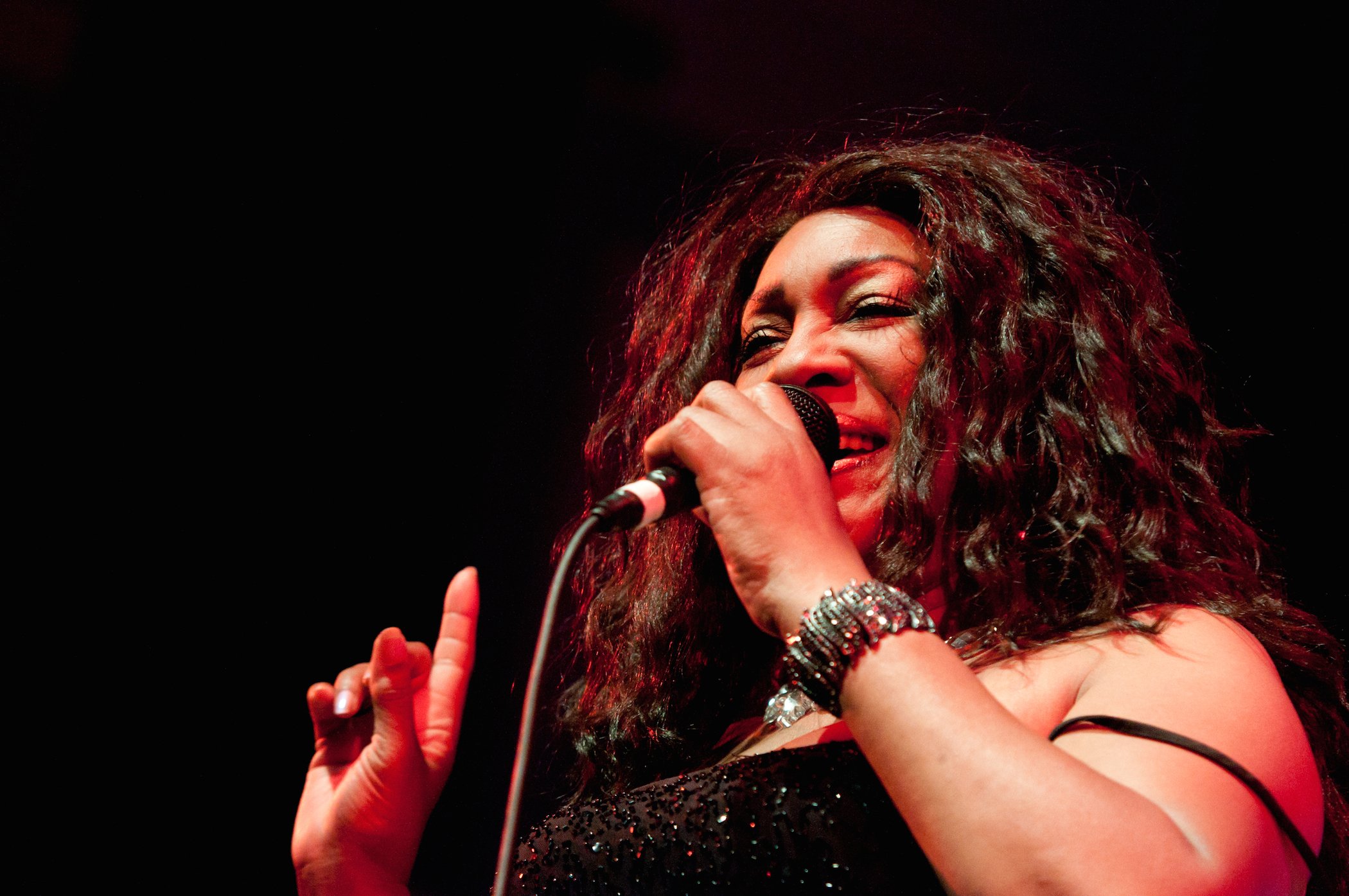Mary Wilson of The Supremes performs onstage