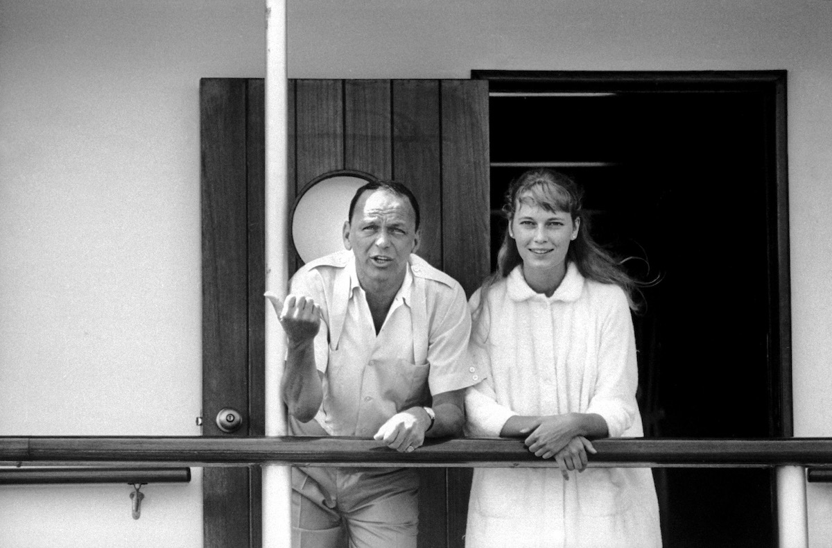 Frank Sinatra and Mia Farrow | Bill Eppridge/The LIFE Picture Collection via Getty Images