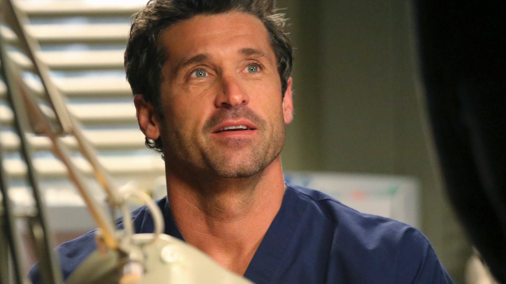 Patrick Dempsey as Derek Shepherd in scrubs on 'Grey's Anatomy' Season 10