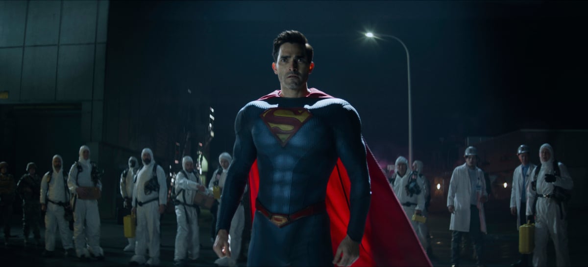 Superman Tyler Hoechlin suited up
