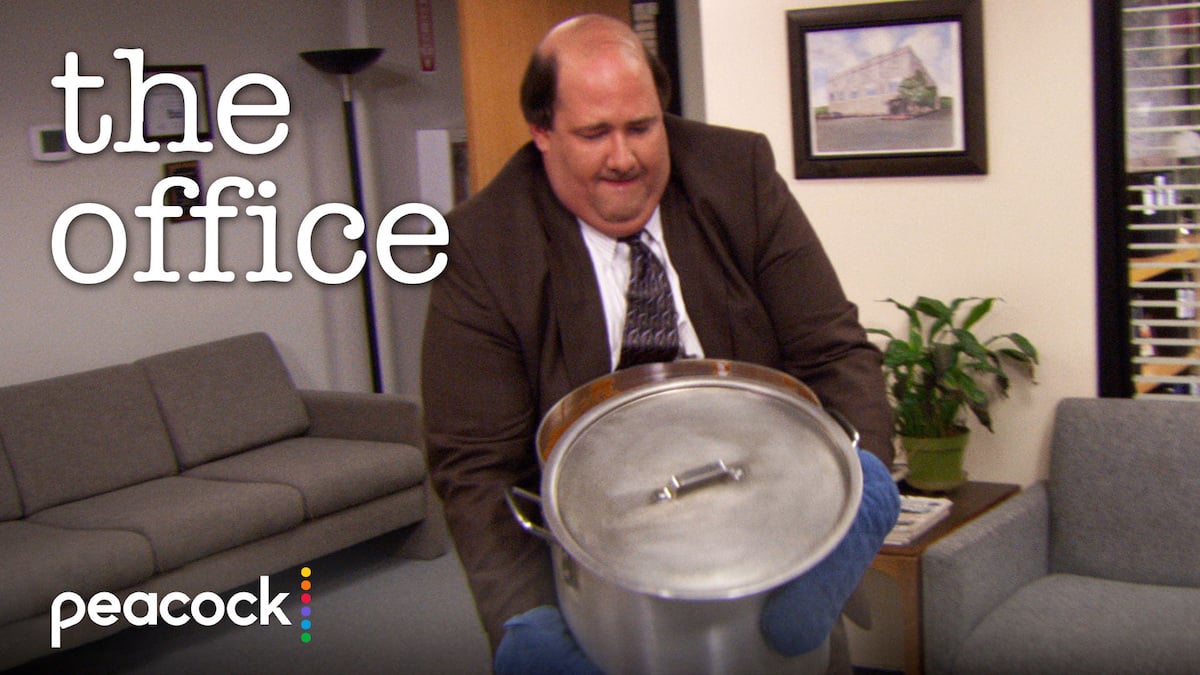 Brian Baumgartner as Kevin Malone is spilling a pot of chili on 'The Office'