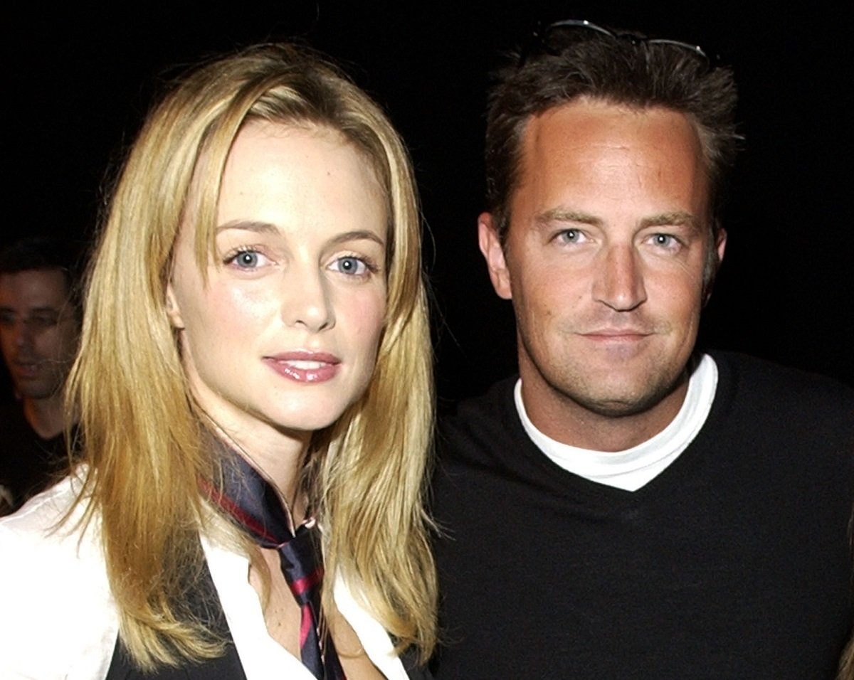 Heather Graham and Matthew Perry in 2002