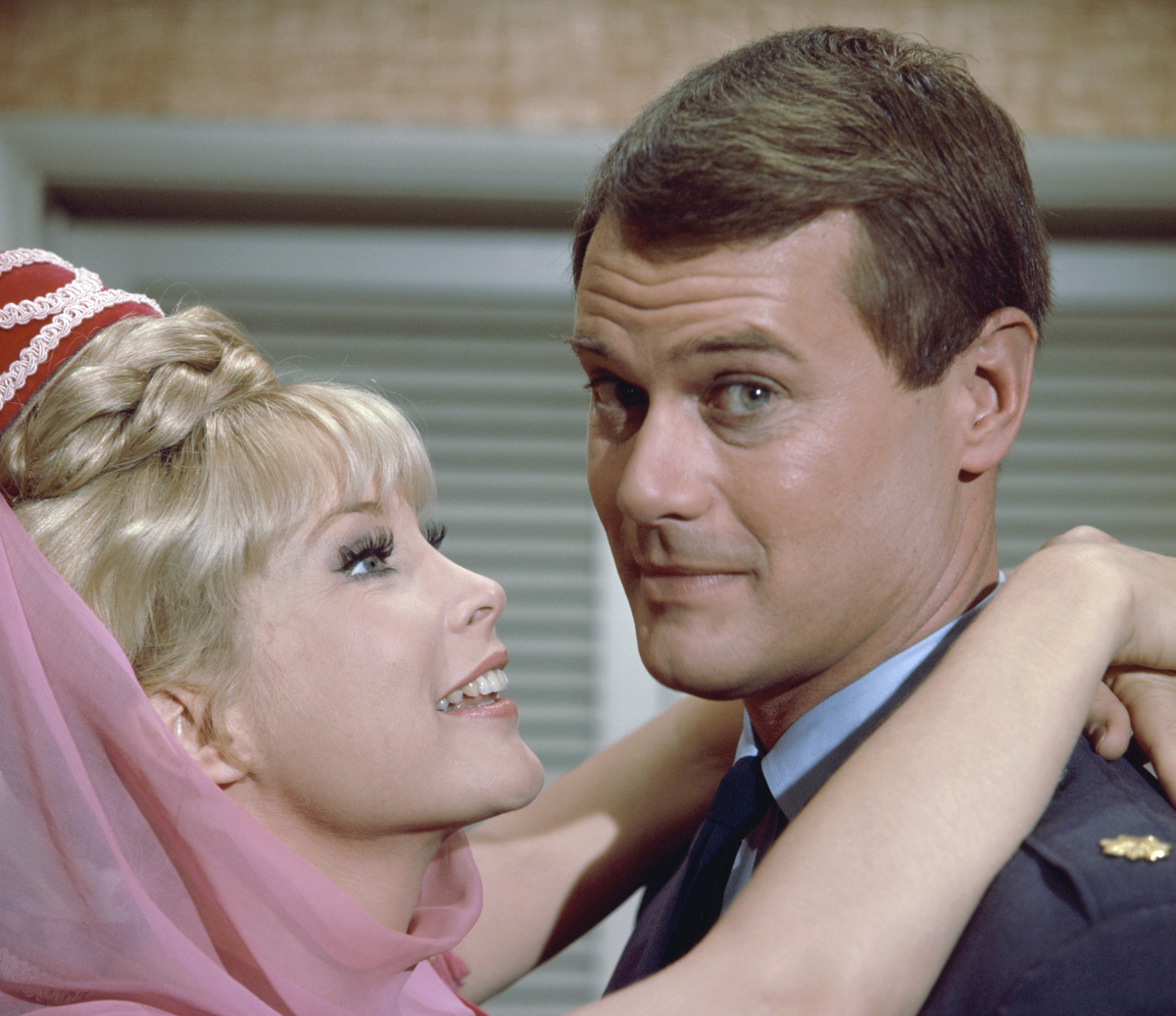 Barbara Eden and Larry Hagman in 'I Dream of Jeannie