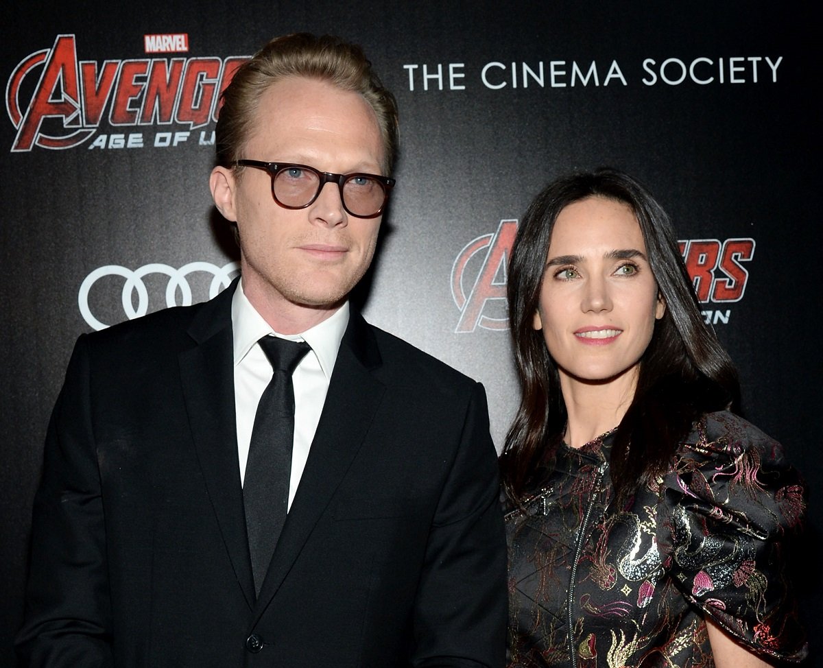 Paul Bettany (L) and Jennifer Connelly in formal wear