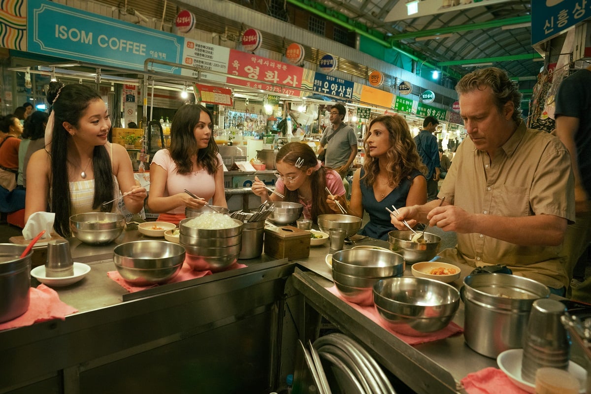 (L-R): Lana Condor as Lara Jean, Janel Parrish as Margot, Anna Cathcart as Kitty, Sarayu Blue as Trina, and John Corbett as Dan in 'To All the Boys: Always and Forever'