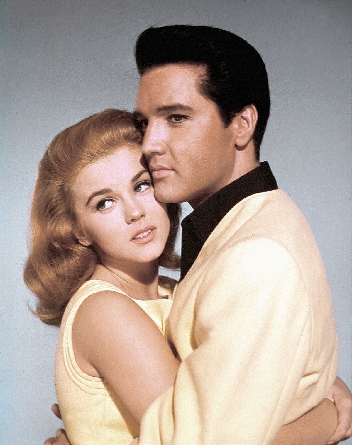 Ann-Margret and Elvis Presley holding each other in a promotional still for 'Viva Las Vegas'