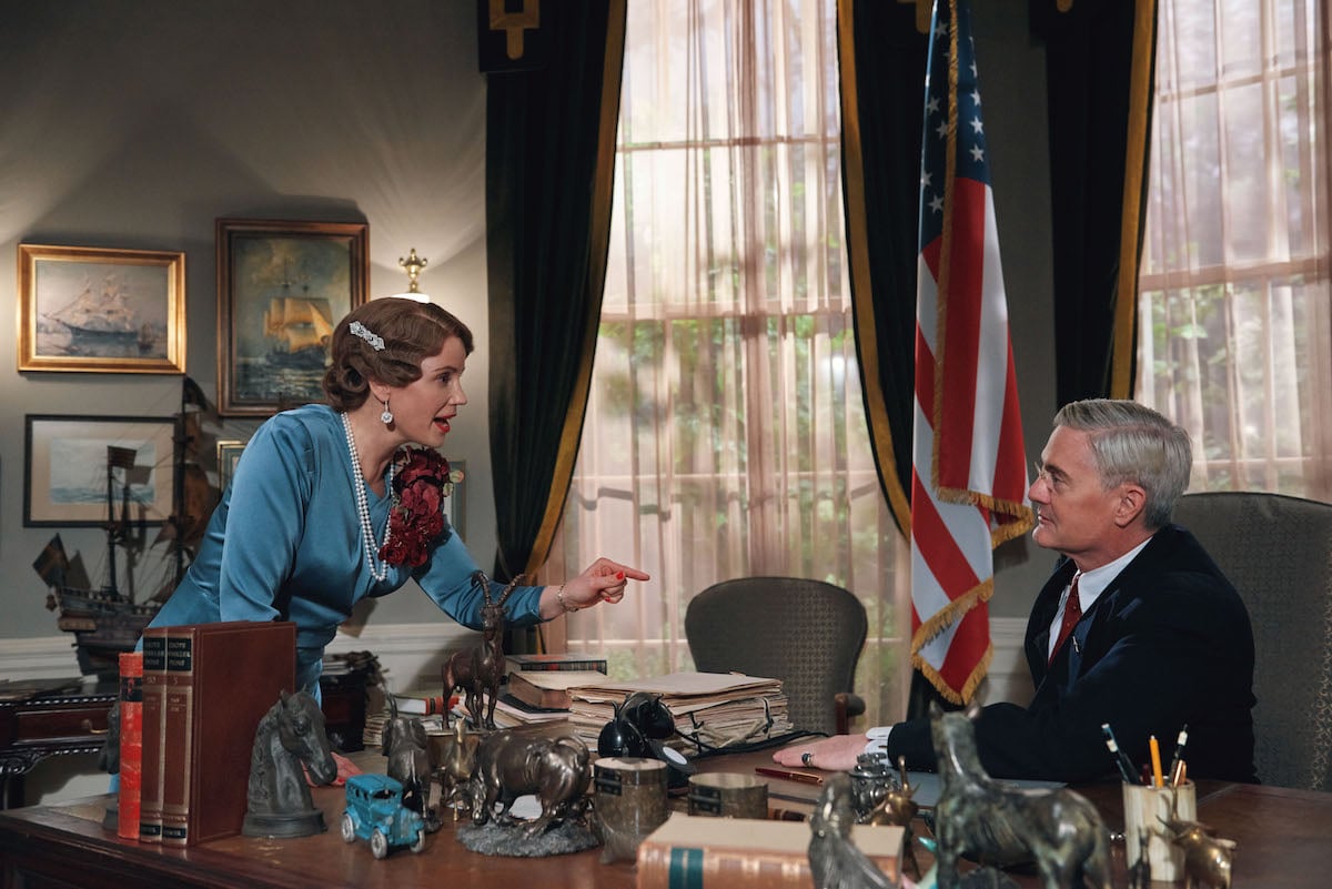 Princess Martha points at FDR in episode of Atlantic Crossing