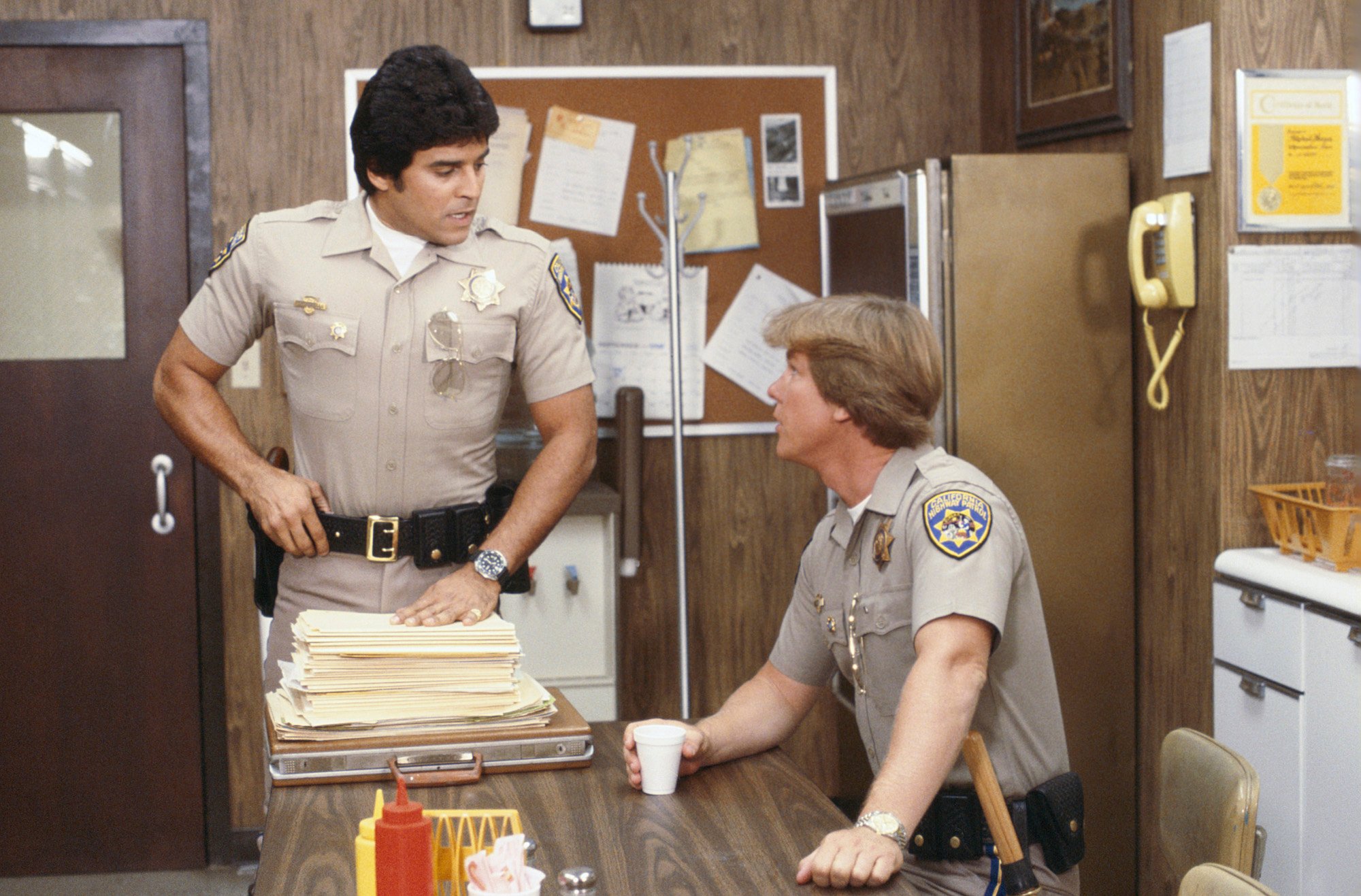 Erik Estrada as Officer Francis Llewellyn 'Ponch' Poncherello, Larry Wilcox as Officer Jon Baker