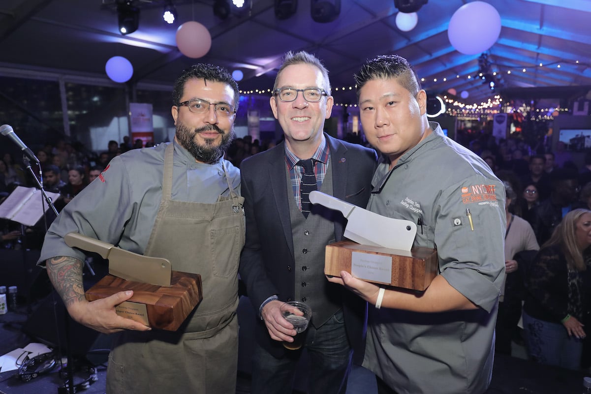 'Chopped' host Ted Allen with winners Mario Hernandez (L) and Stephen Yen