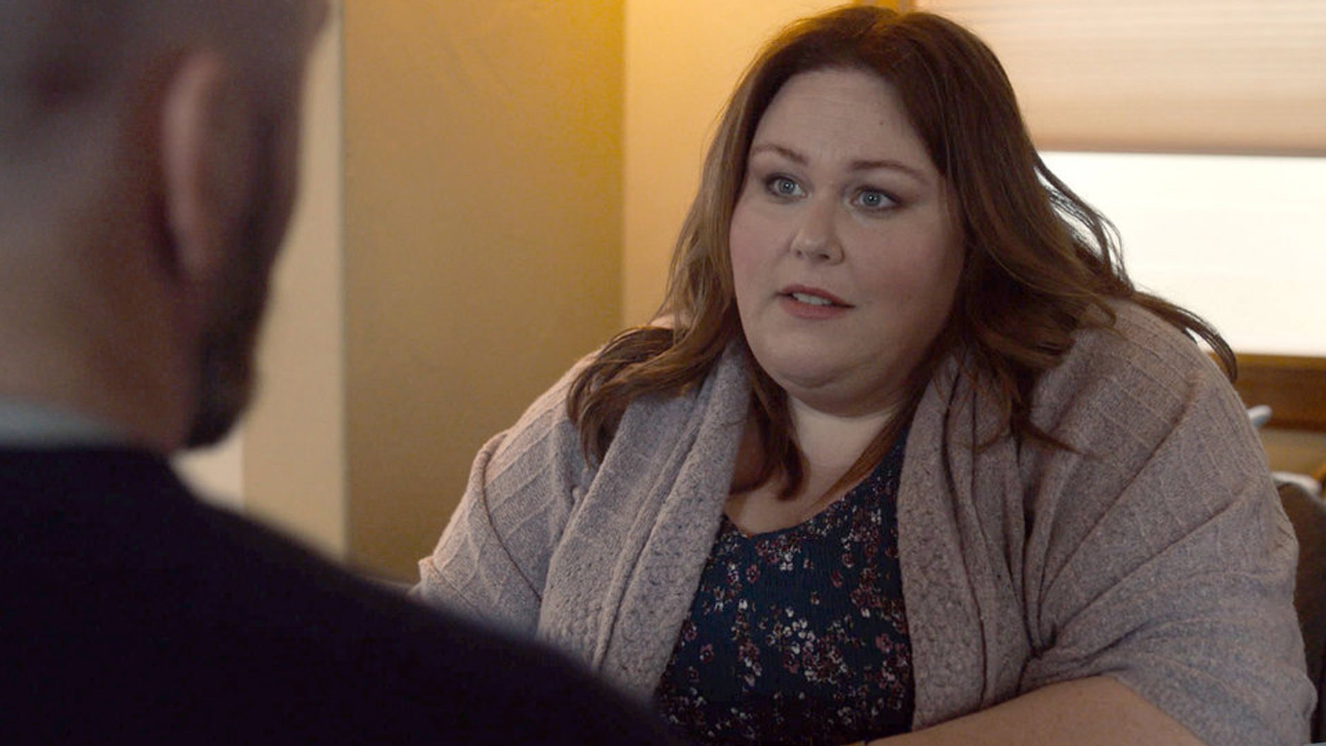 Chrissy Metz as Kate looking at Chris Sullivan as Toby on ‘This Is Us’ Season 5 Episode 9, “The Ride.”
